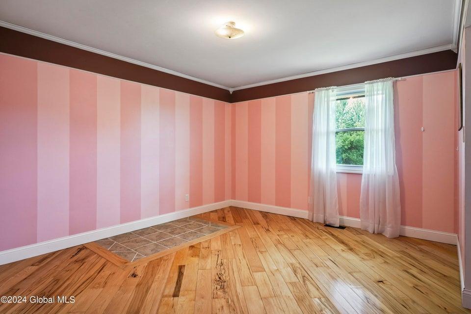Single Family Gifford Hollow  Albany County, NY 12023, MLS-858439-24