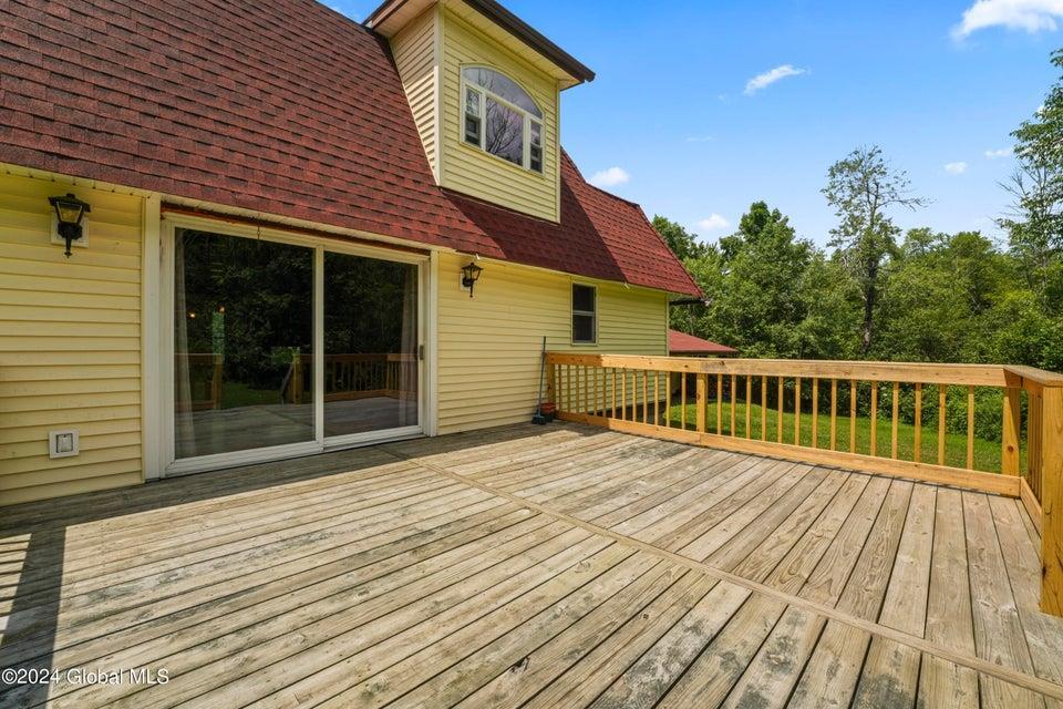 Single Family Gifford Hollow  Albany County, NY 12023, MLS-858439-39