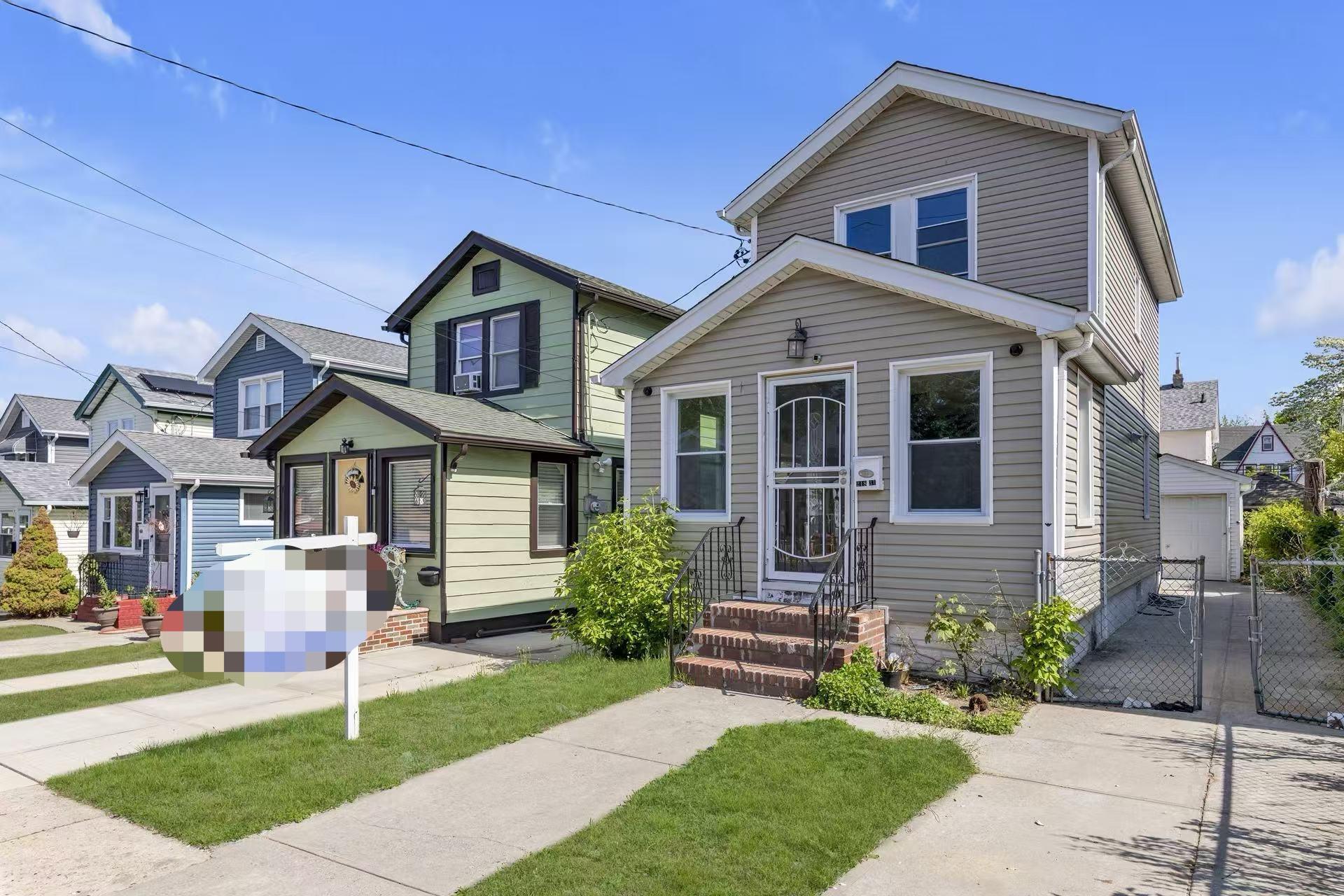 Single Family 110  Queens, NY 11429, MLS-858448-2