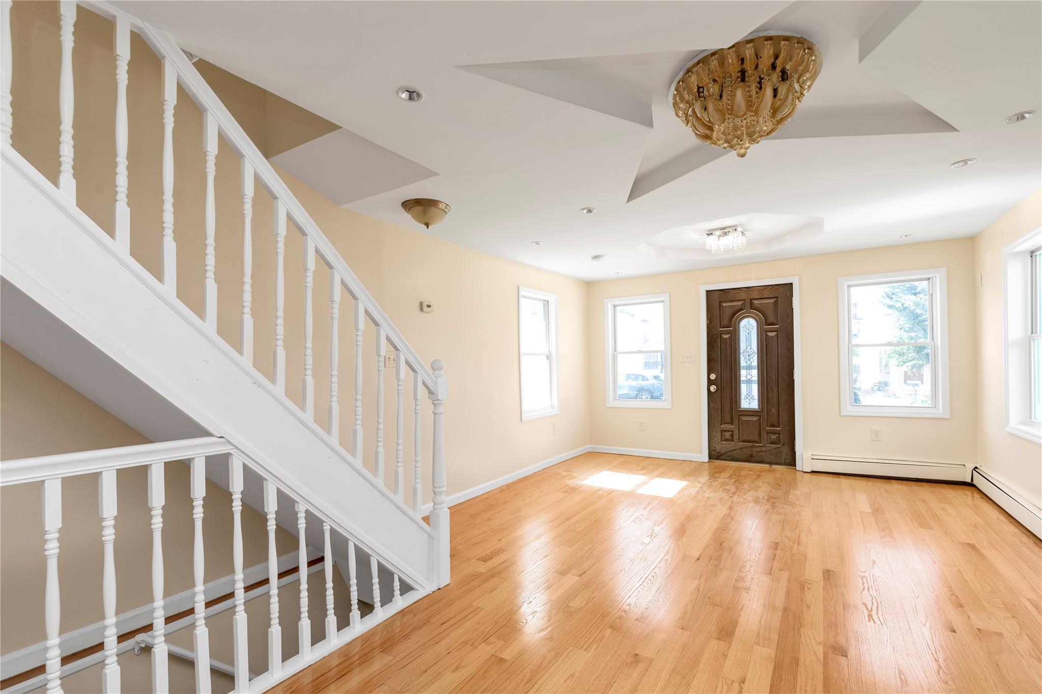 Single Family 110  Queens, NY 11429, MLS-858448-7