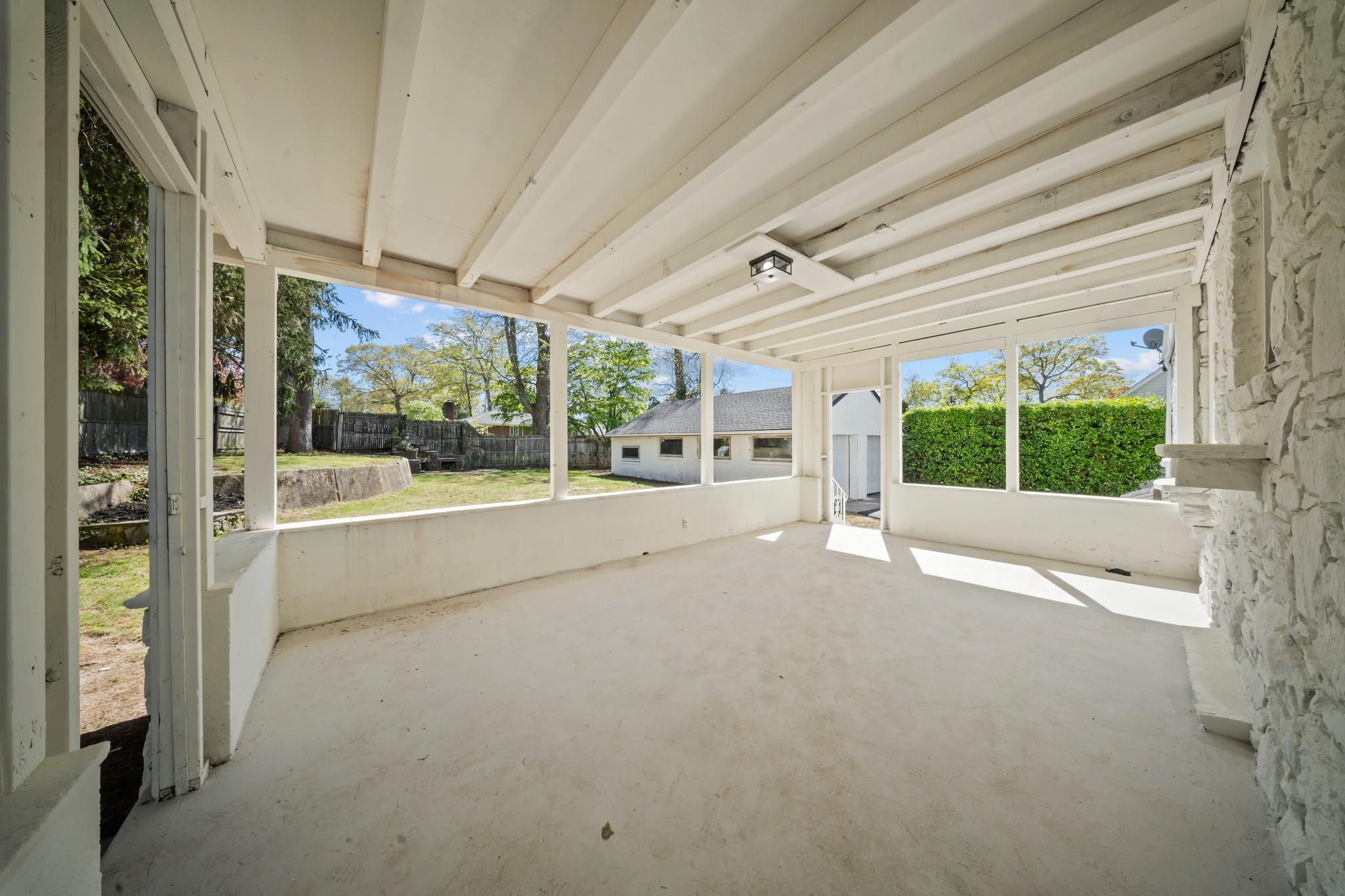 Single Family 19th  Suffolk County, NY 11746, MLS-858452-11