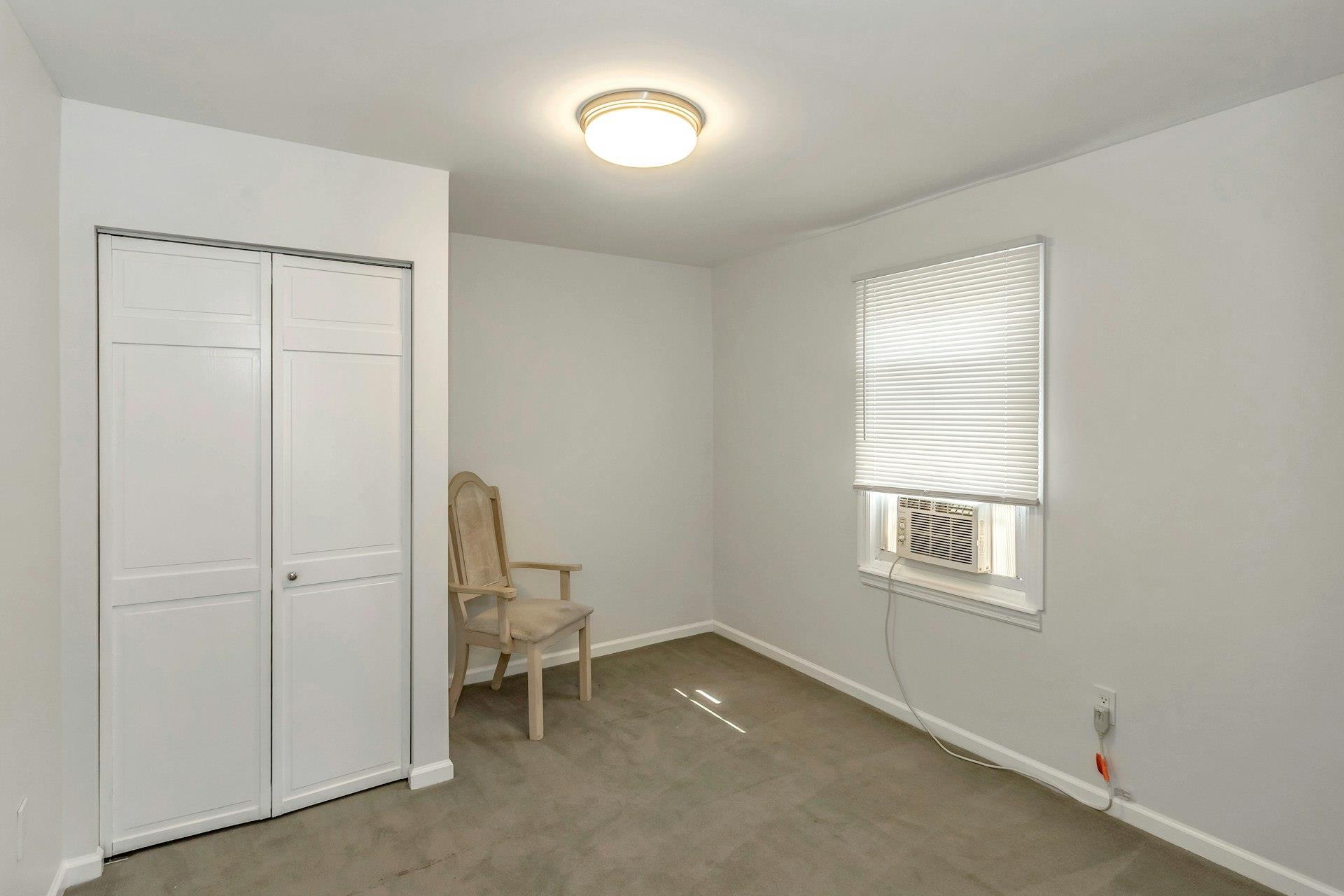 Single Family Delaware  Suffolk County, NY 11757, MLS-858455-11