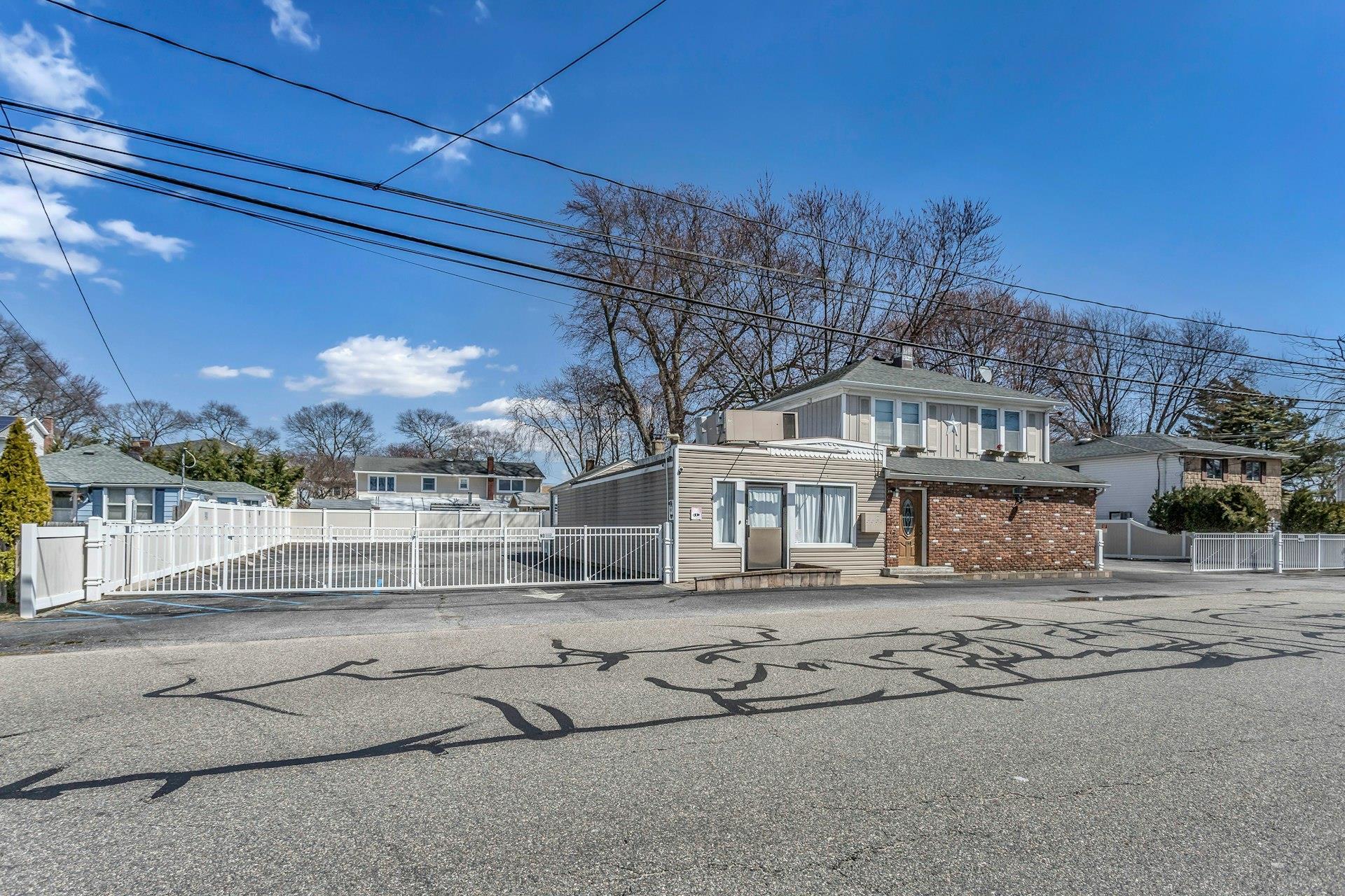 Single Family Delaware  Suffolk County, NY 11757, MLS-858455-2