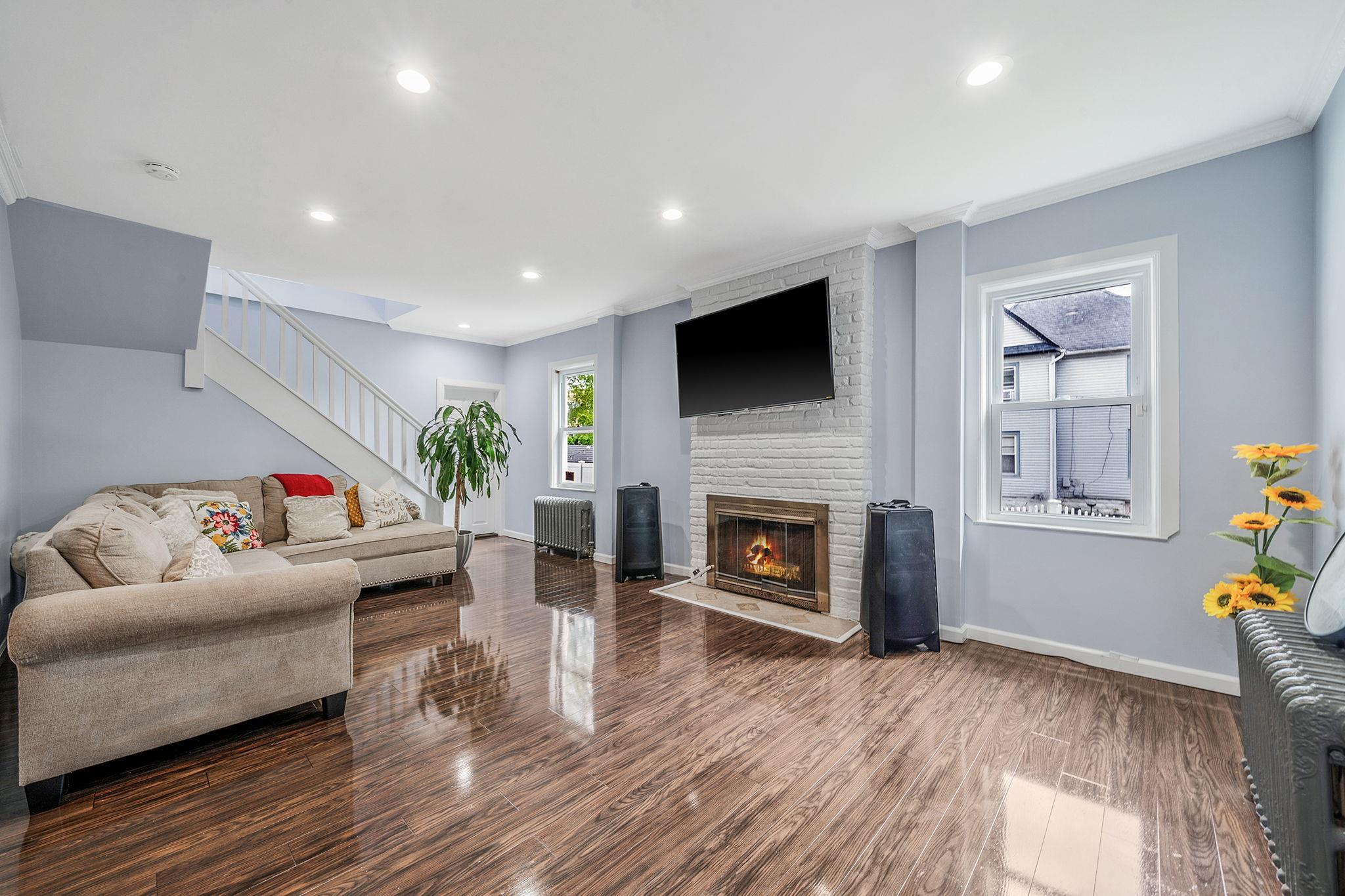 Single Family Rosedale  Nassau County, NY 11520, MLS-858477-17