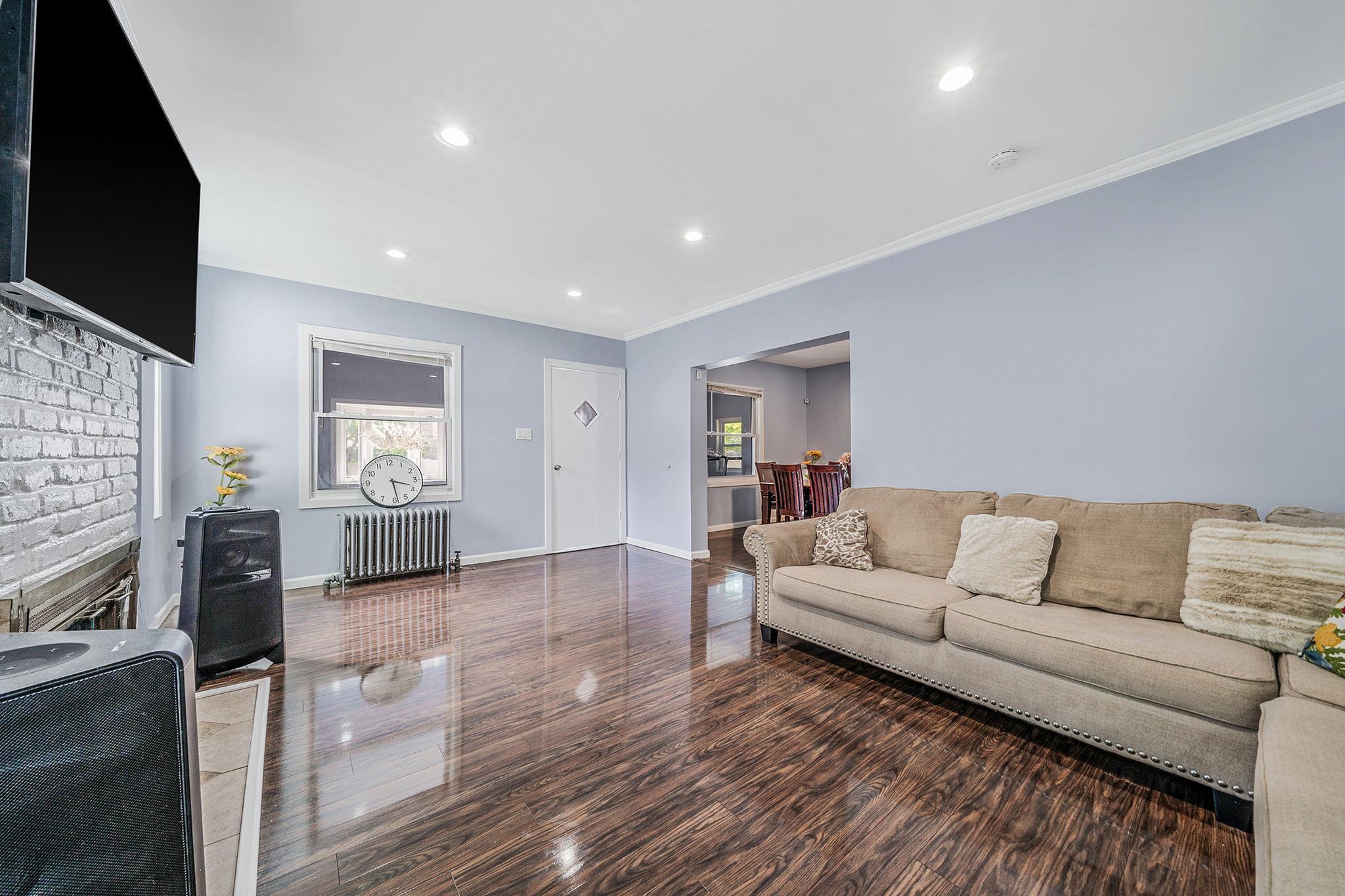 Single Family Rosedale  Nassau County, NY 11520, MLS-858477-20