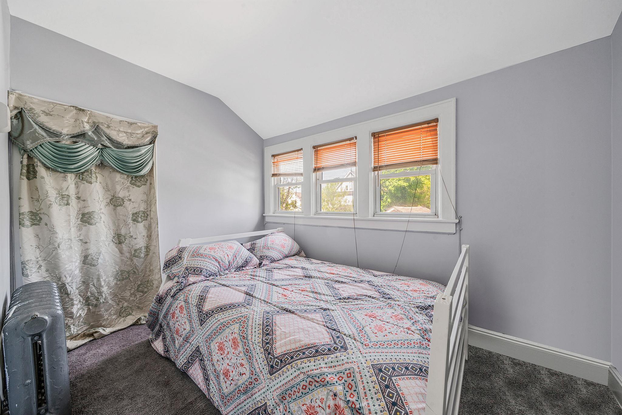 Single Family Rosedale  Nassau County, NY 11520, MLS-858477-32