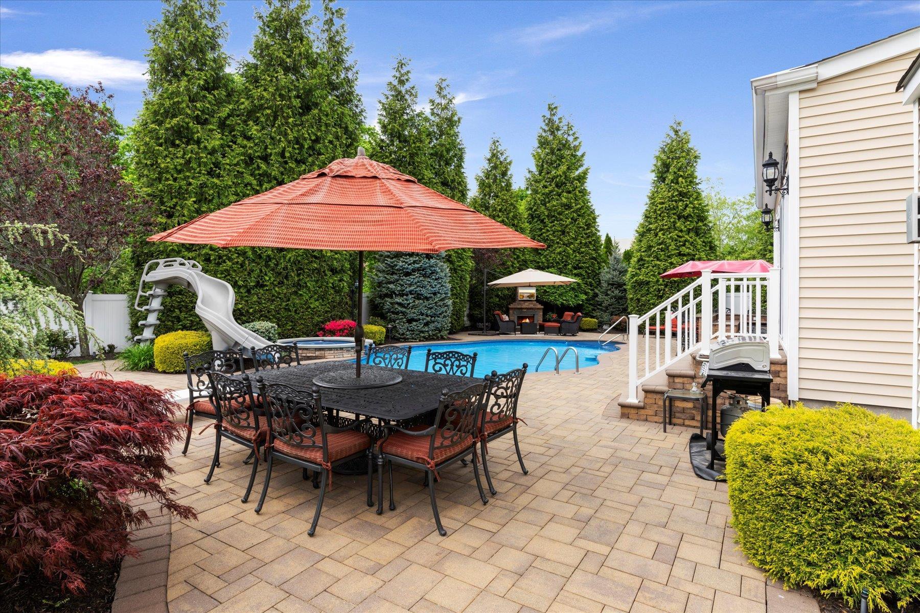 Single Family Moreland  Suffolk County, NY 11766, MLS-858520-10