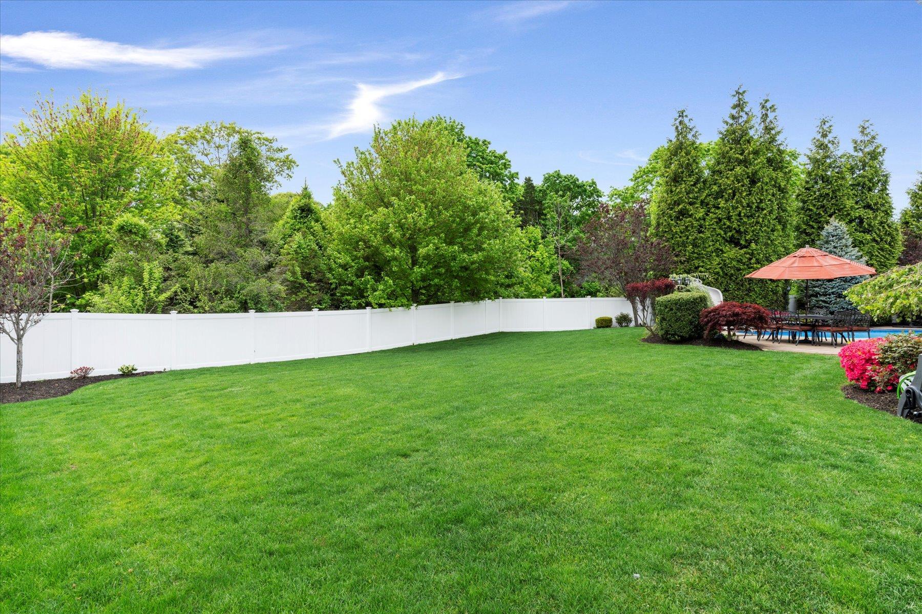 Single Family Moreland  Suffolk County, NY 11766, MLS-858520-11
