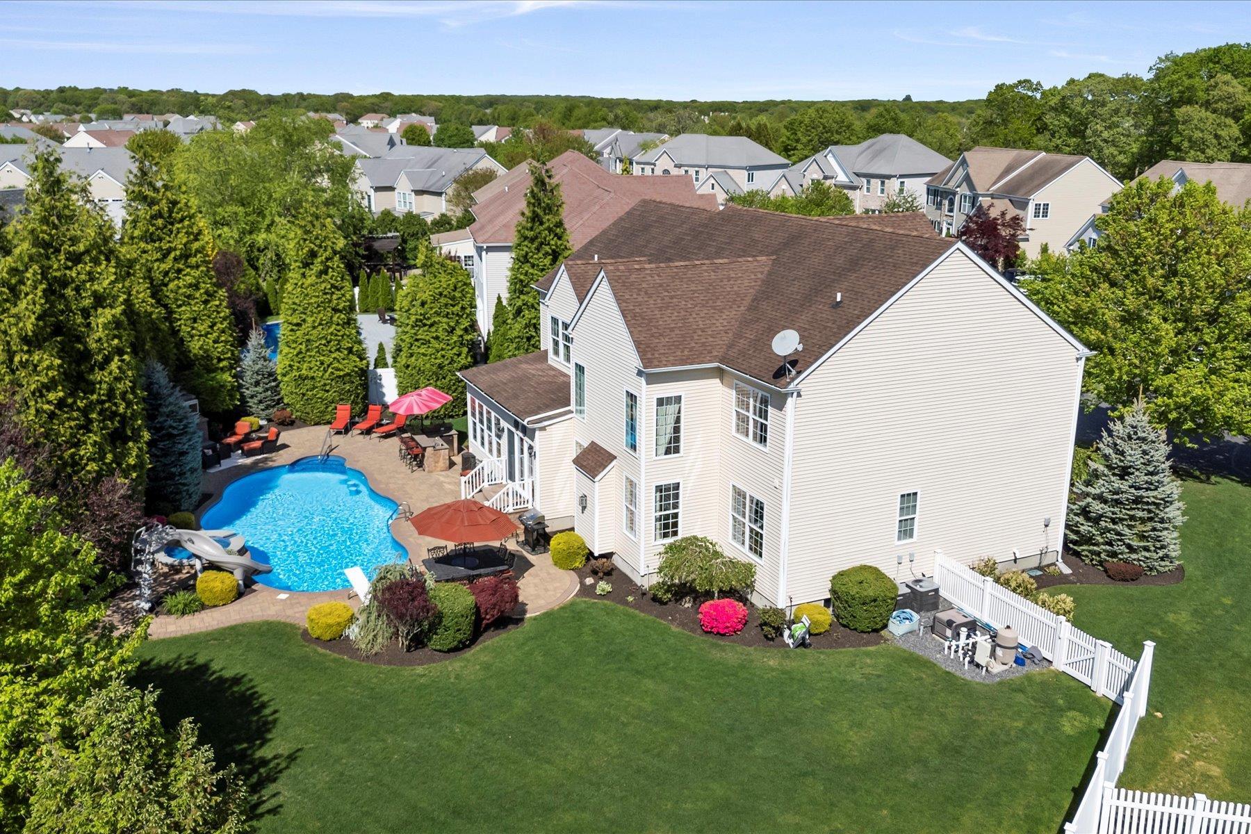 Single Family Moreland  Suffolk County, NY 11766, MLS-858520-3