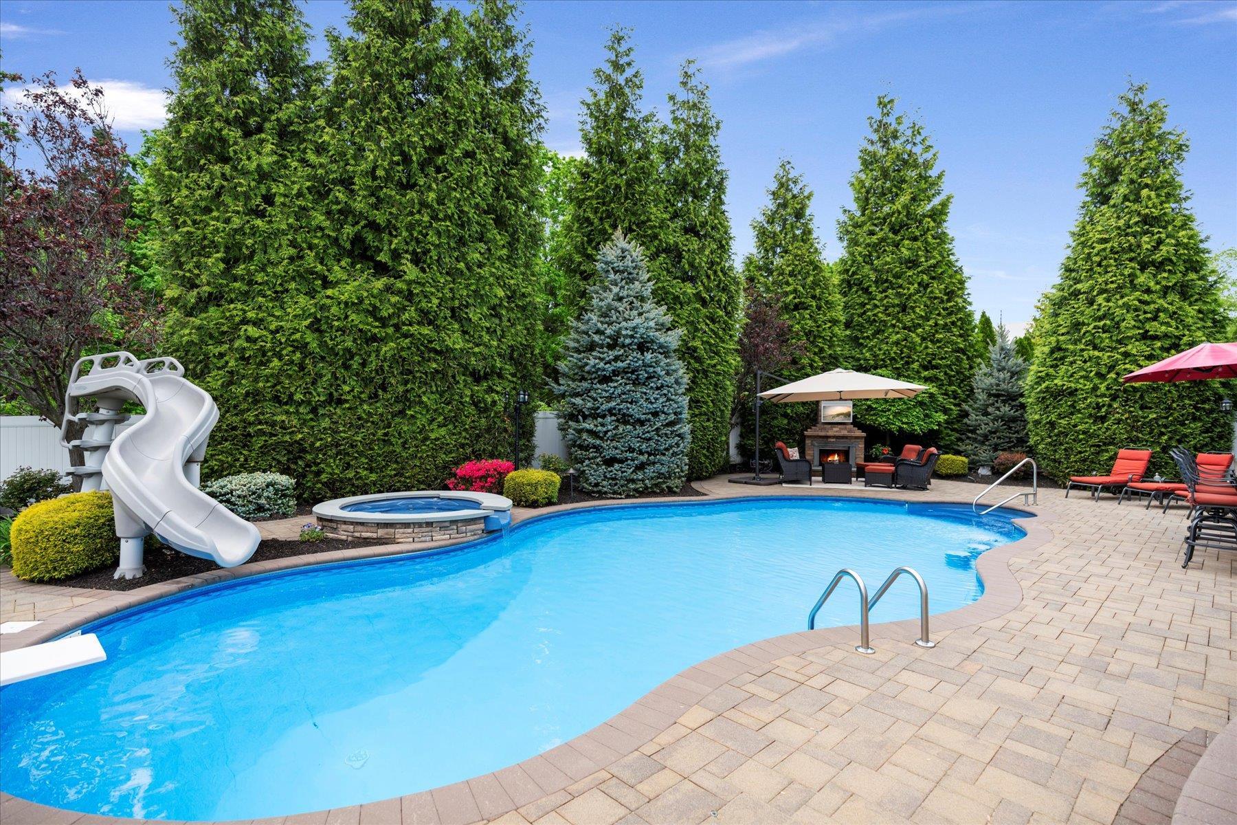 Single Family Moreland  Suffolk County, NY 11766, MLS-858520-7