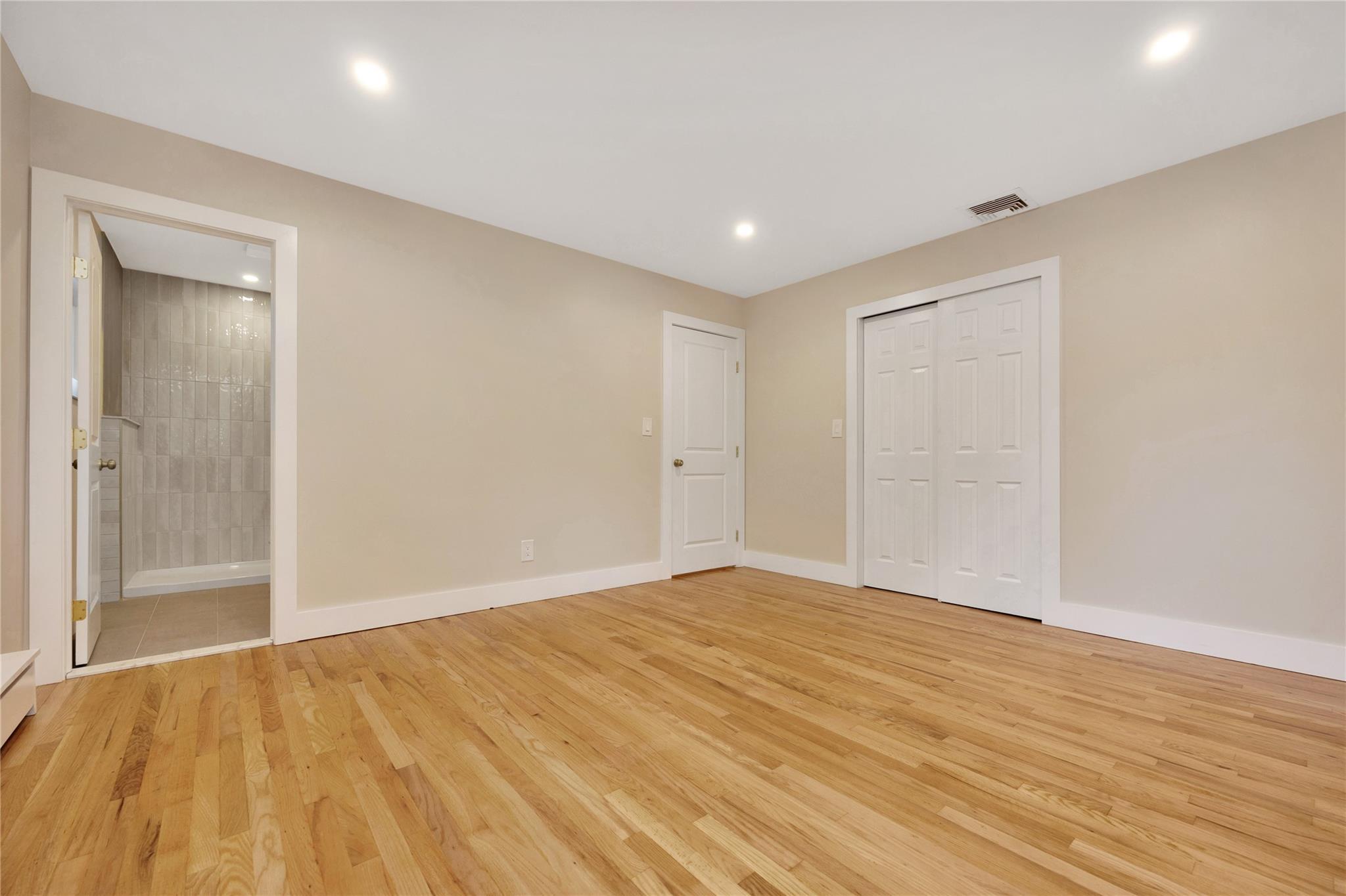 Single Family 8th  Suffolk County, NY 11716, MLS-858541-19