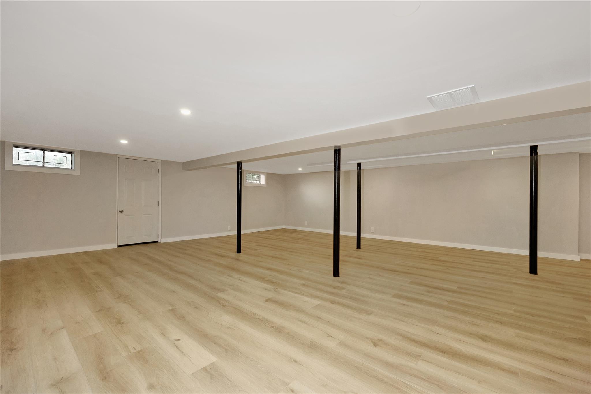 Single Family 8th  Suffolk County, NY 11716, MLS-858541-23
