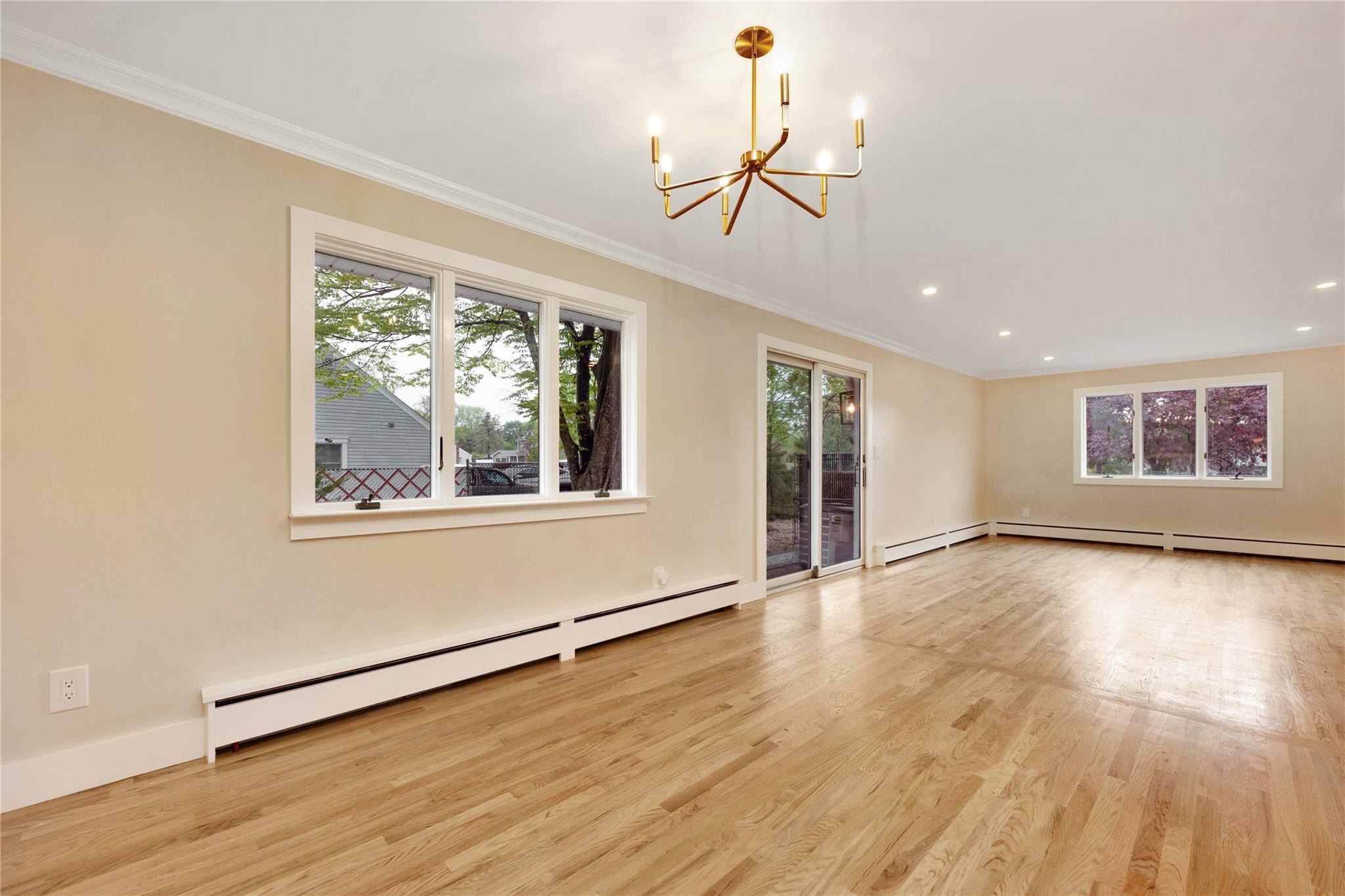 Single Family 8th  Suffolk County, NY 11716, MLS-858541-7