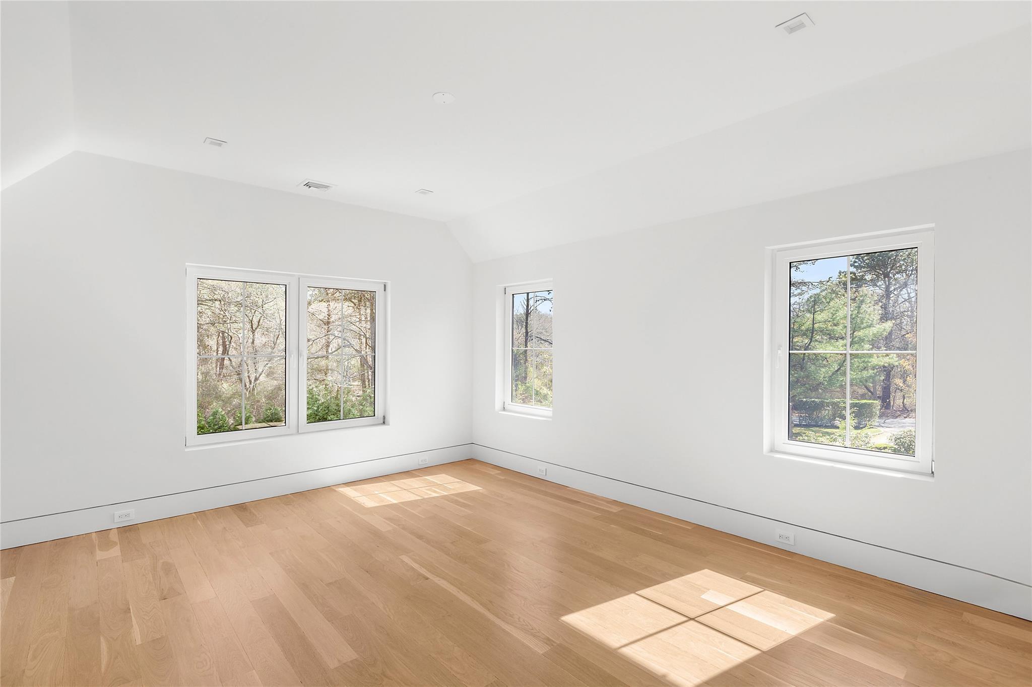 Single Family St Andrews  Suffolk County, NY 11968, MLS-858544-12