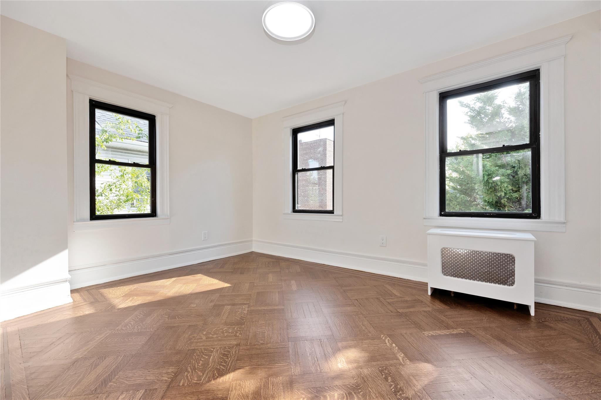Single Family 115th  Queens, NY 11418, MLS-858548-10
