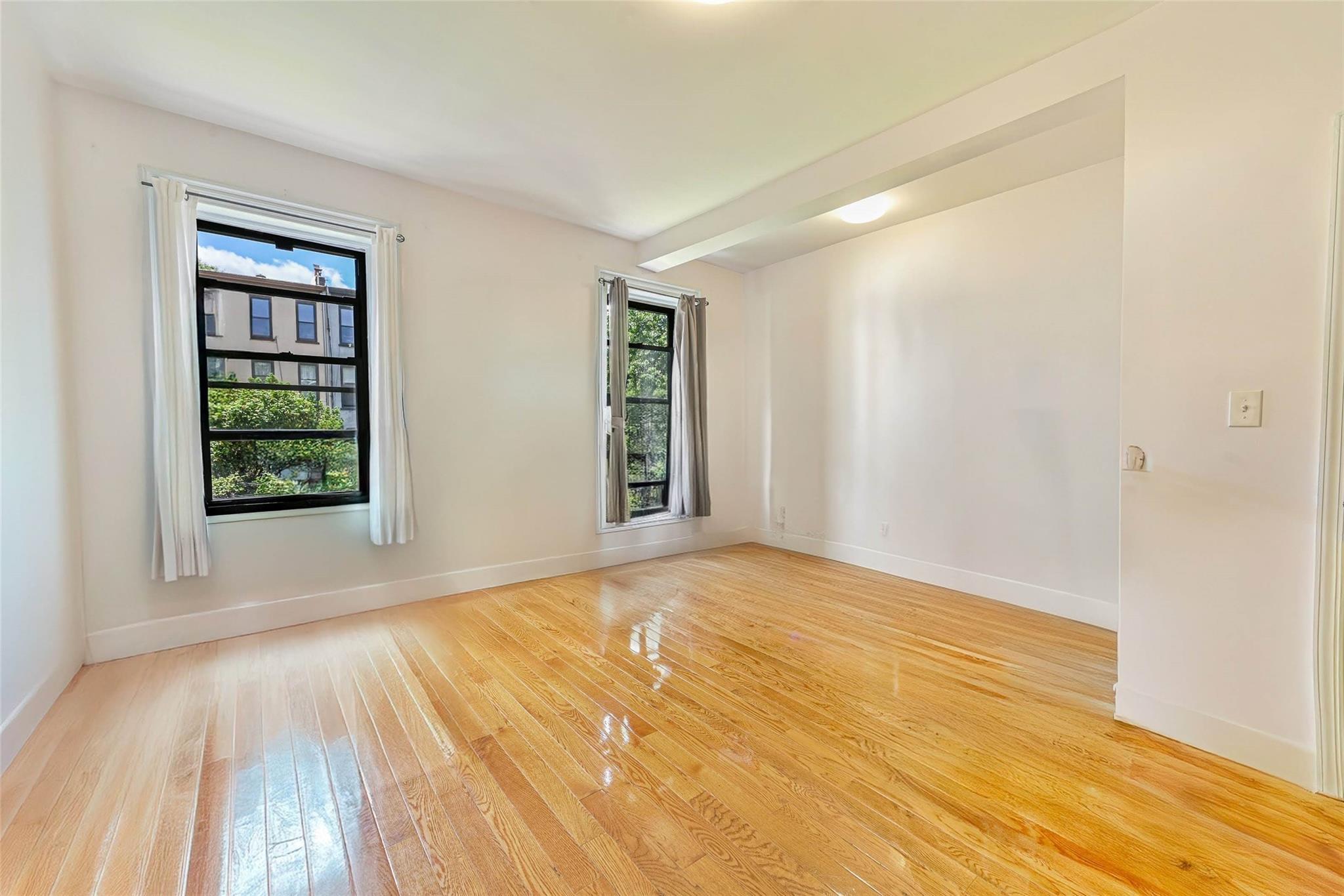 Single Family Grand  Brooklyn, NY 11238, MLS-858549-10
