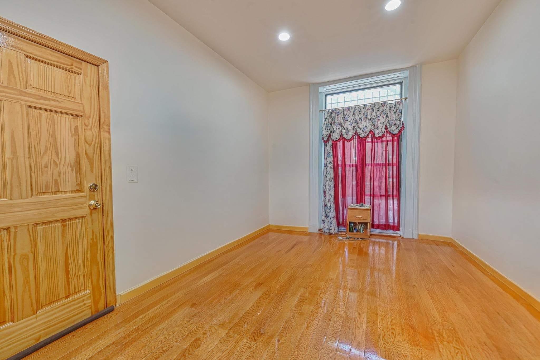 Single Family Grand  Brooklyn, NY 11238, MLS-858549-13
