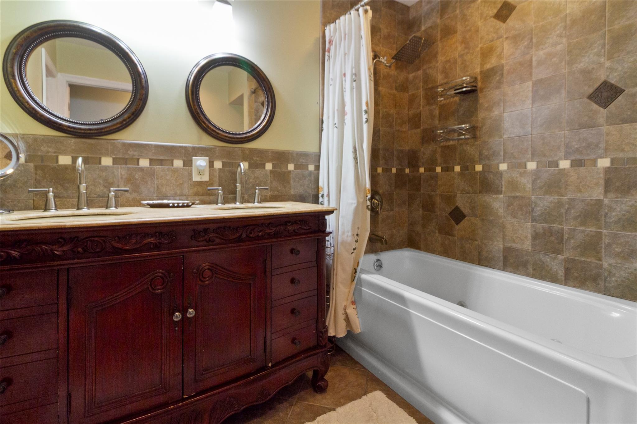 Single Family Abraham Gunn Memorial  Westchester County, NY 10567, MLS-858556-9