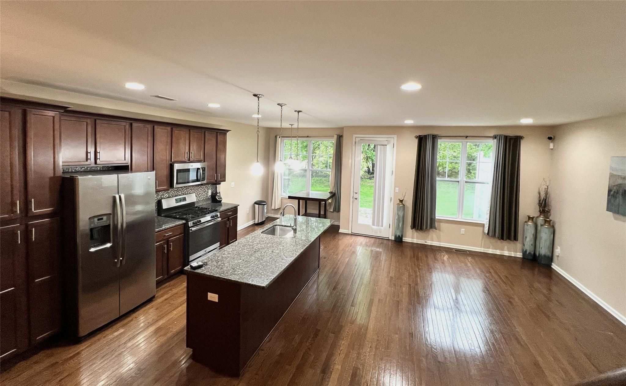 Single Family Meadow View  Orange County, NY 10940, MLS-858563-4