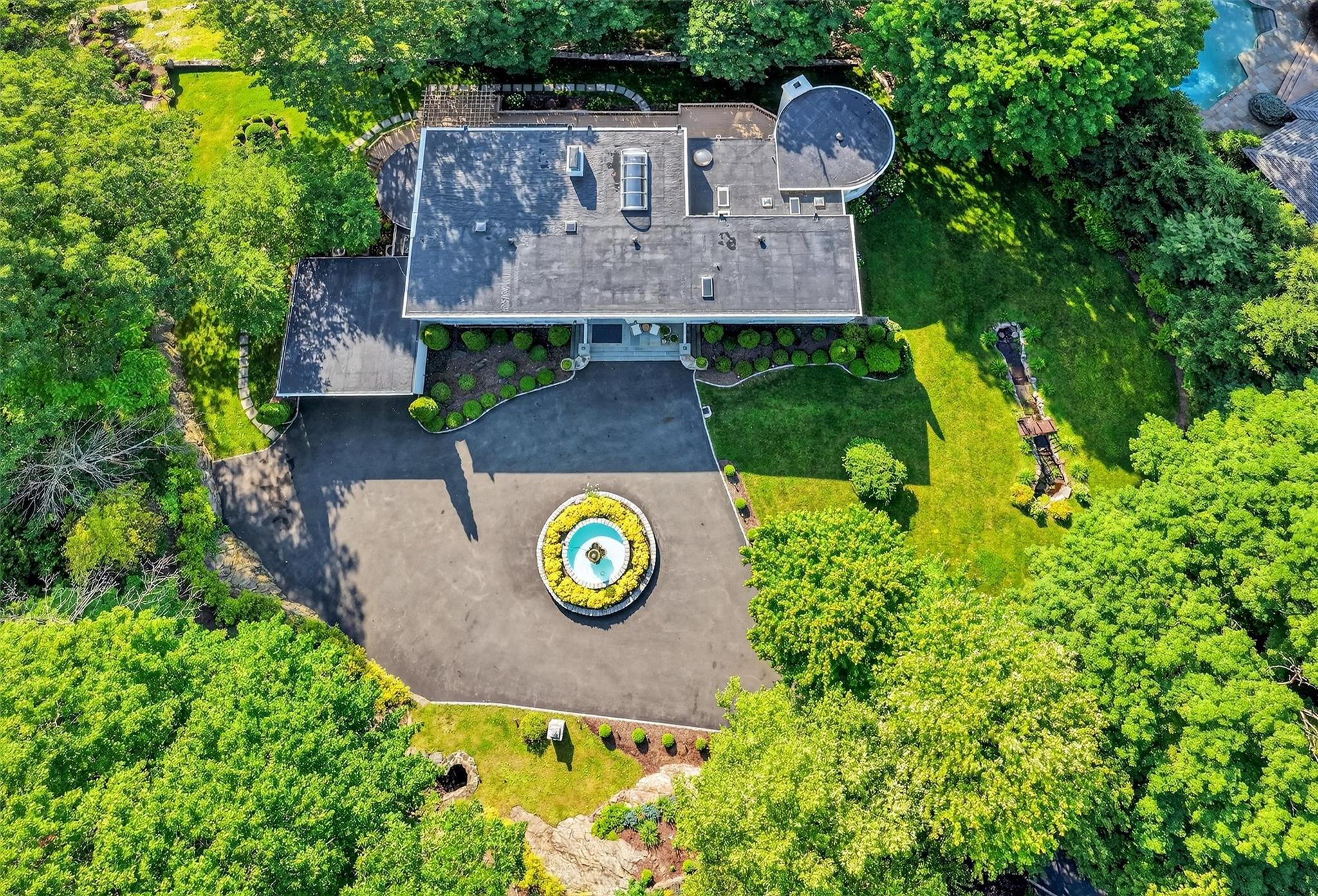 Single Family Round Hill  Westchester County, NY 10504, MLS-858571-42