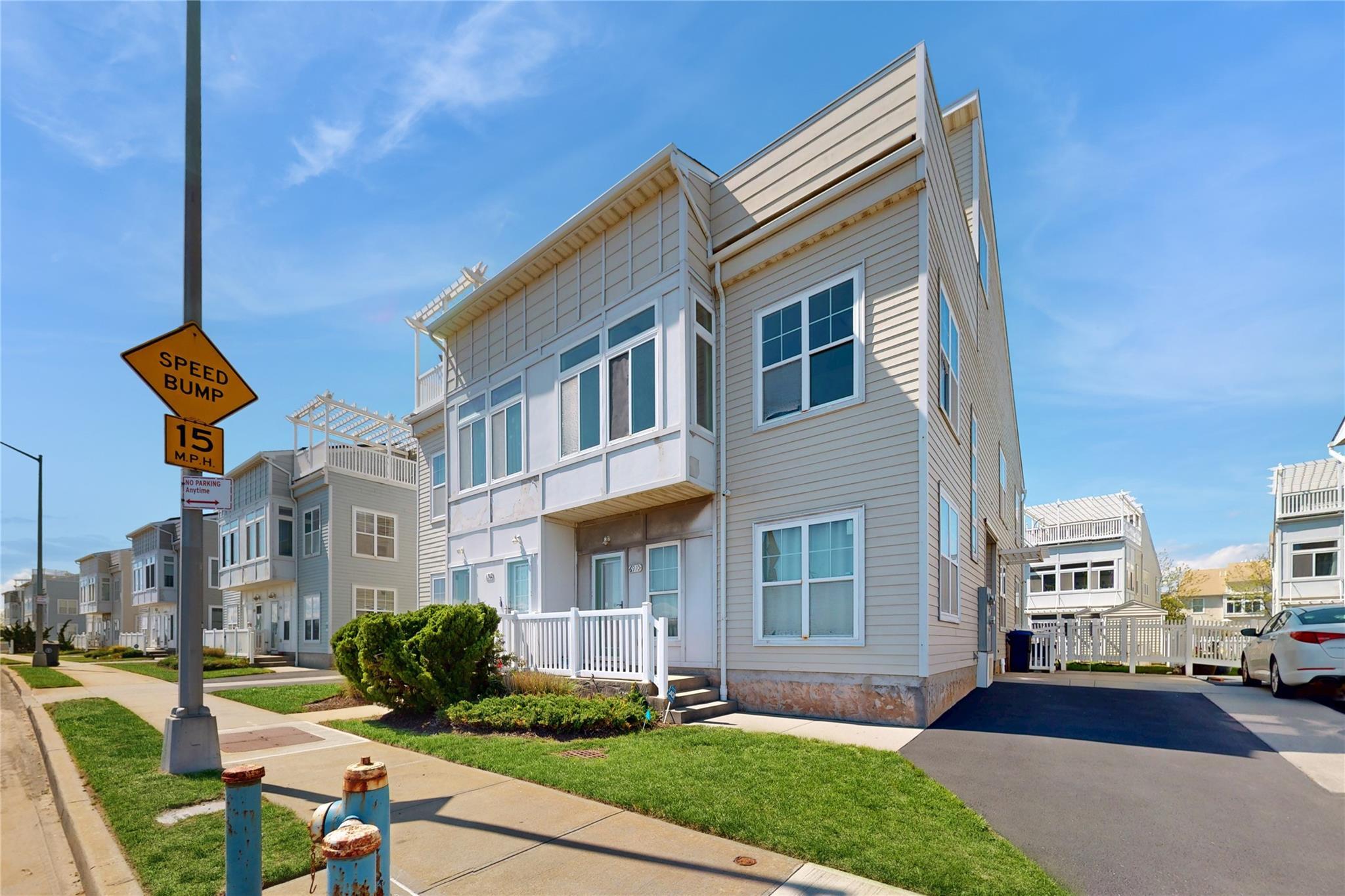Single Family Beach Front  Queens, NY 11692, MLS-858582-4