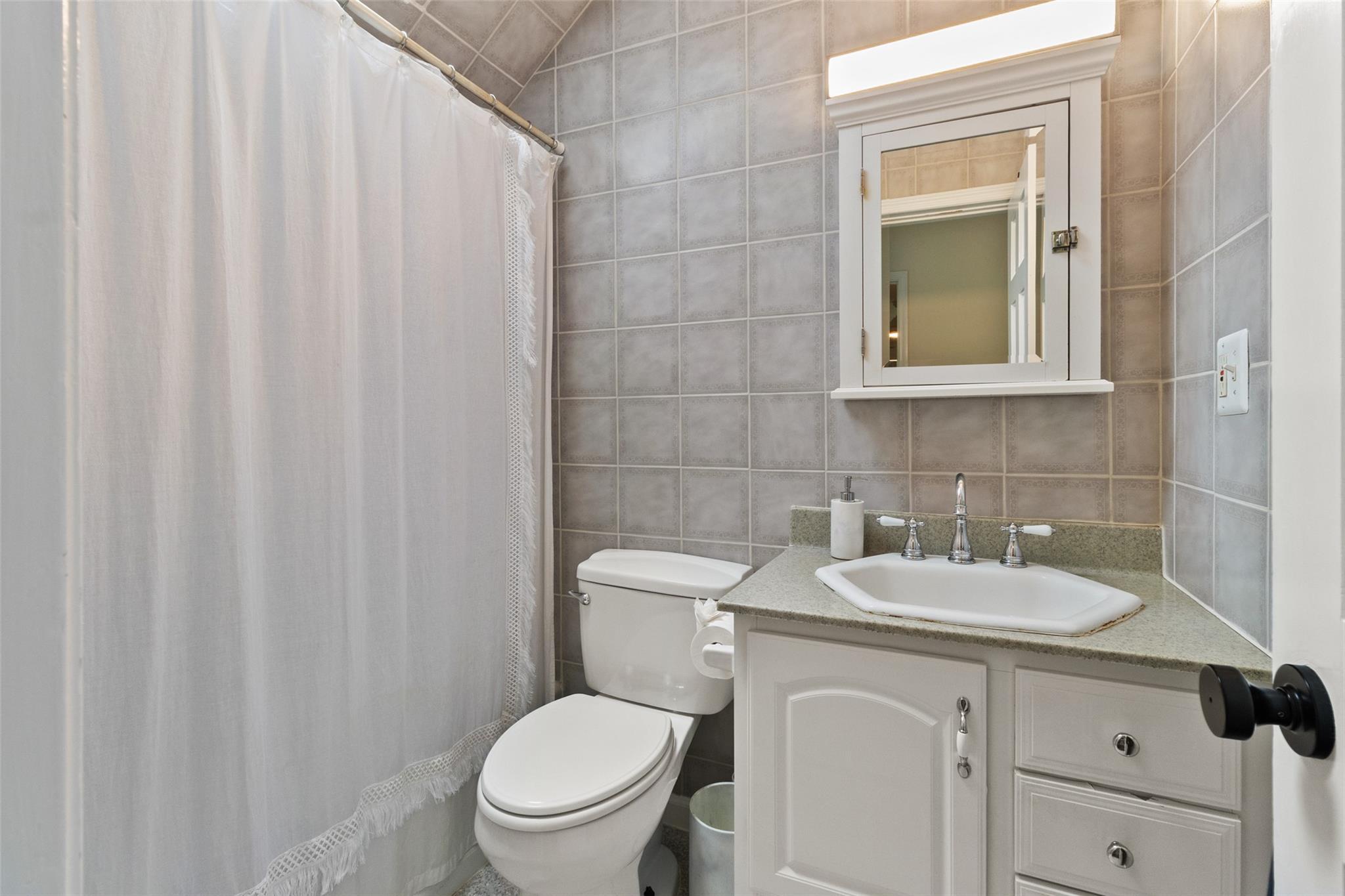 Single Family Woodcrest  Westchester County, NY 10501, MLS-858597-18