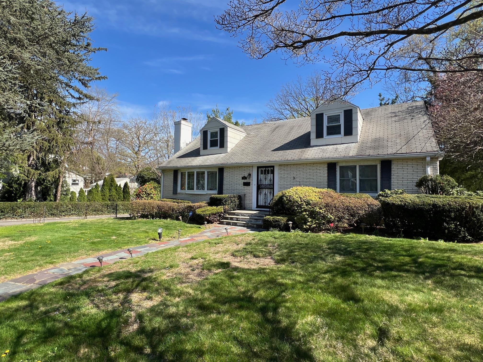 Single Family Boulevard  Westchester County, NY 10583, MLS-858603-3