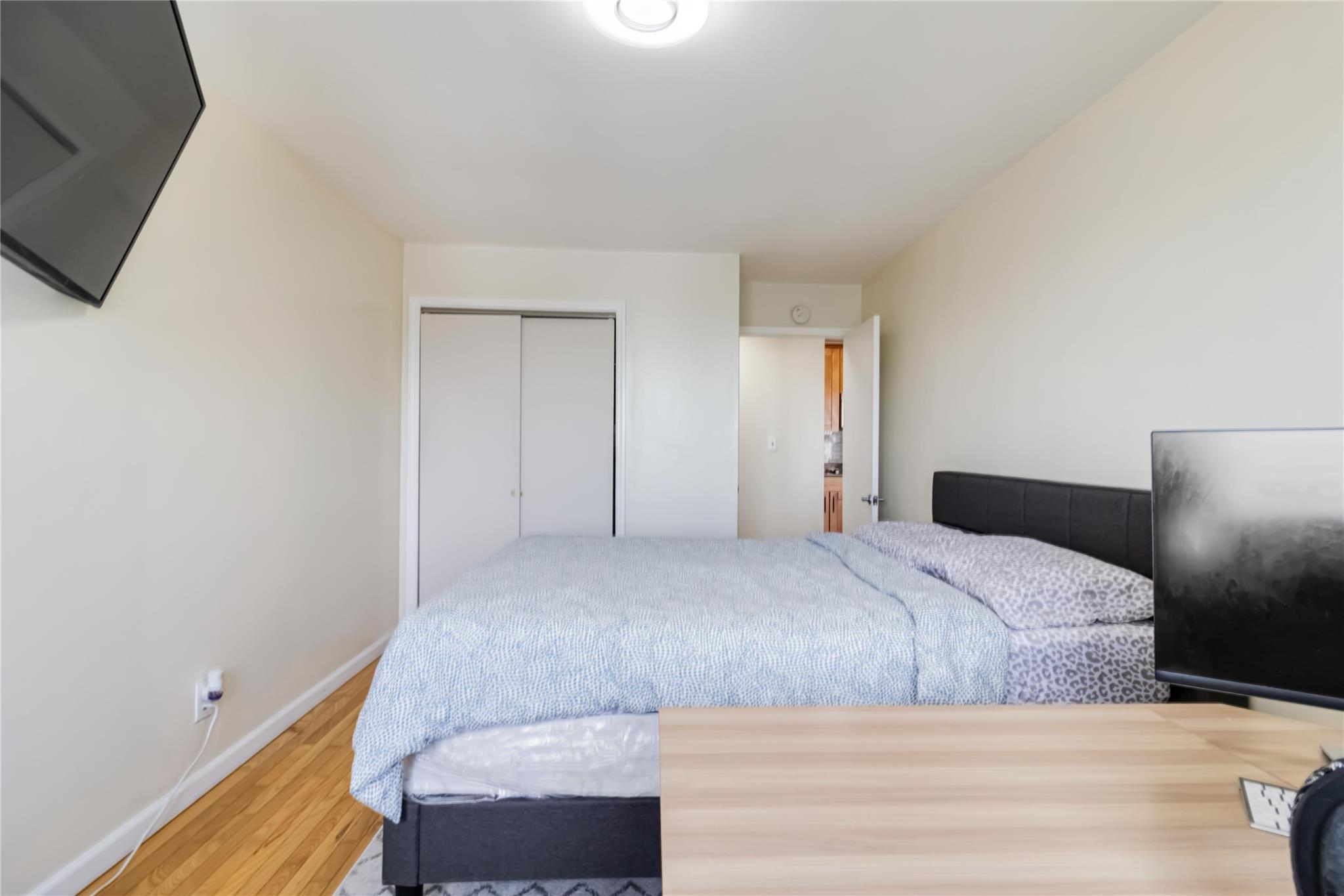 Single Family 58th  Queens, NY 11377, MLS-858610-9