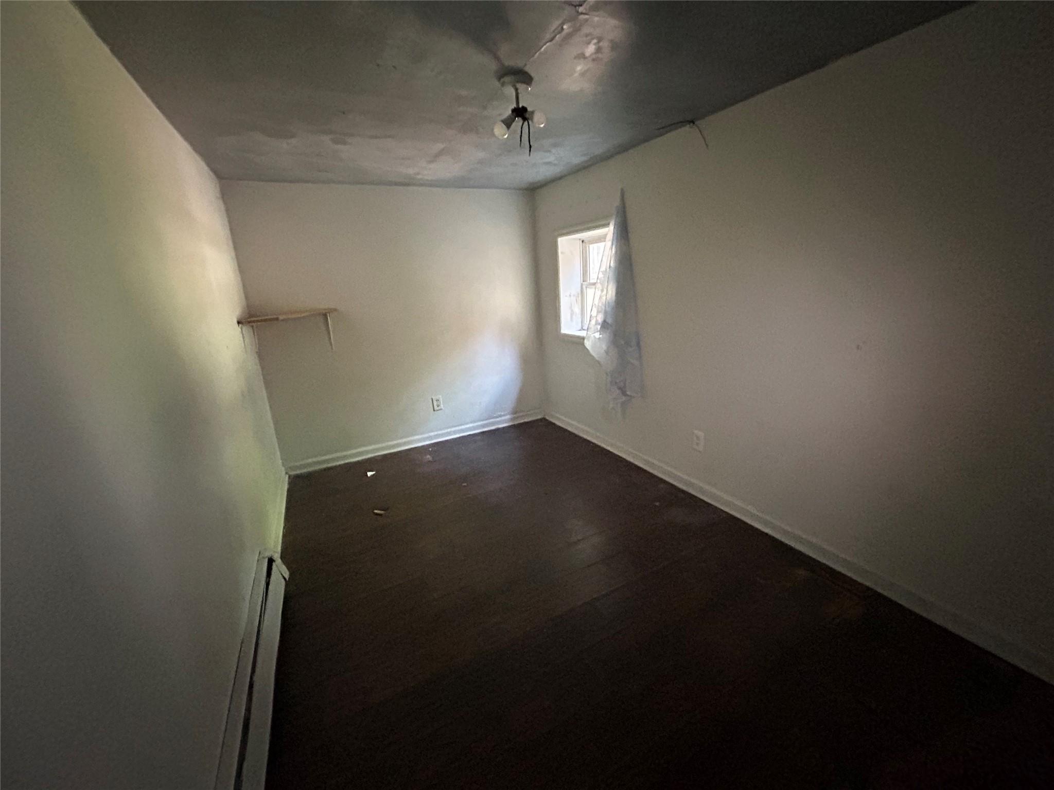Single Family Hickory  Suffolk County, NY 11778, MLS-858615-4