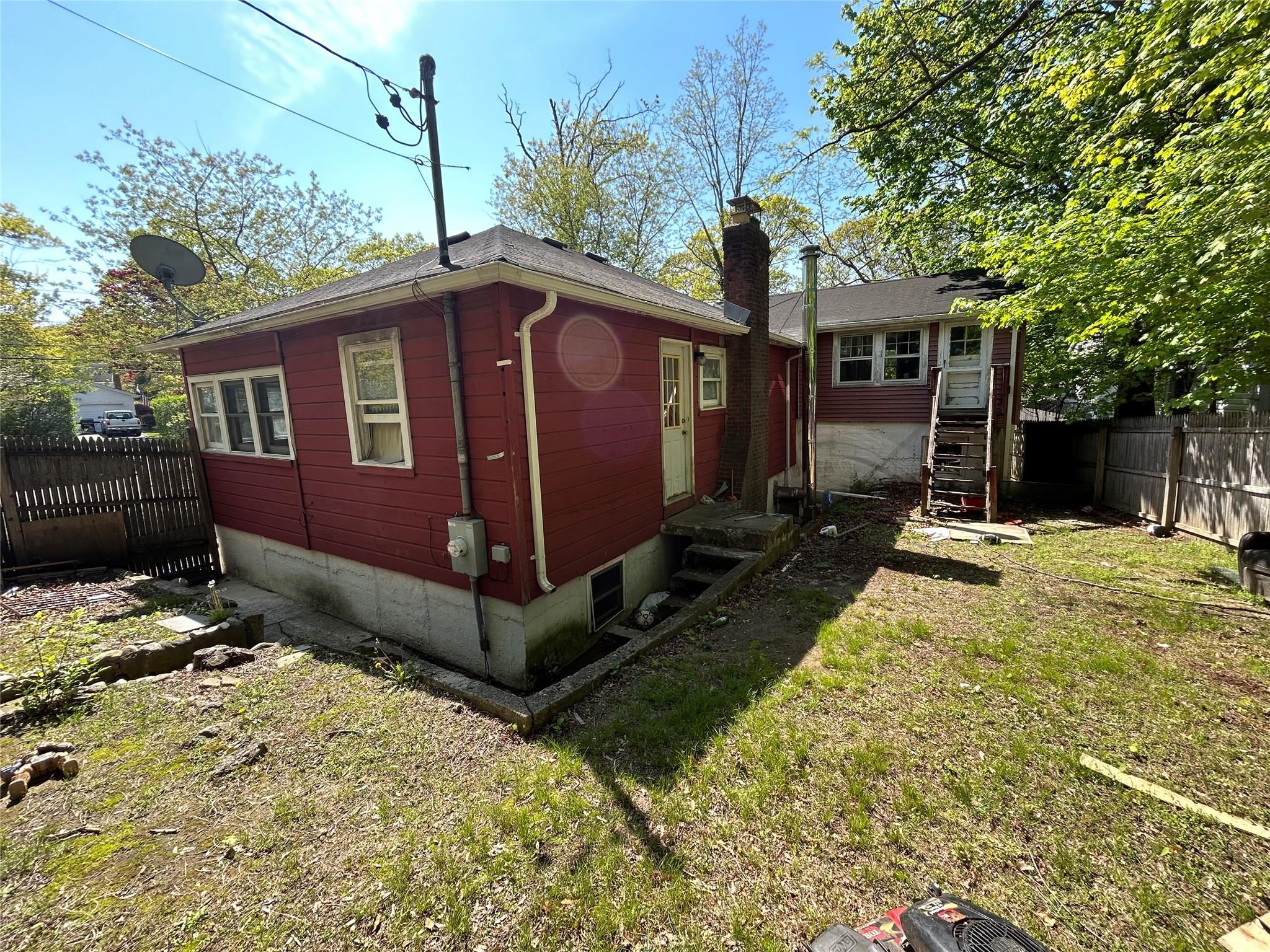 Single Family Hickory  Suffolk County, NY 11778, MLS-858615-6