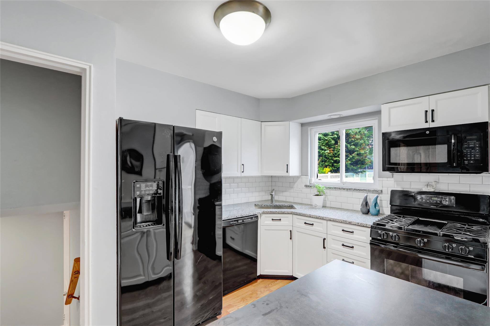 Single Family Briarwood  Nassau County, NY 11803, MLS-858623-13