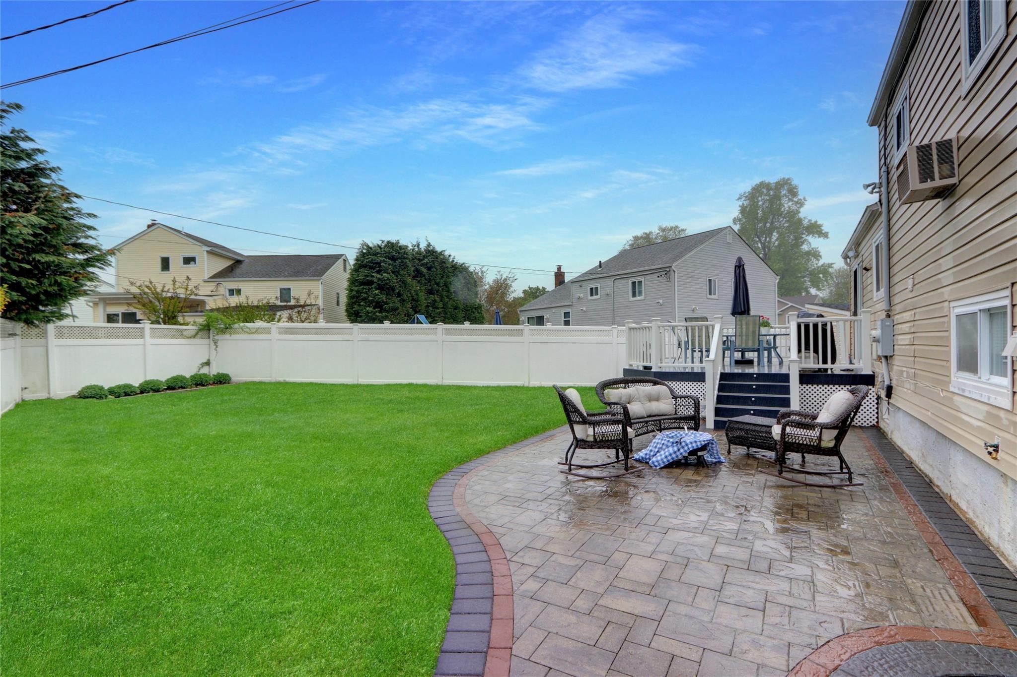 Single Family Briarwood  Nassau County, NY 11803, MLS-858623-24