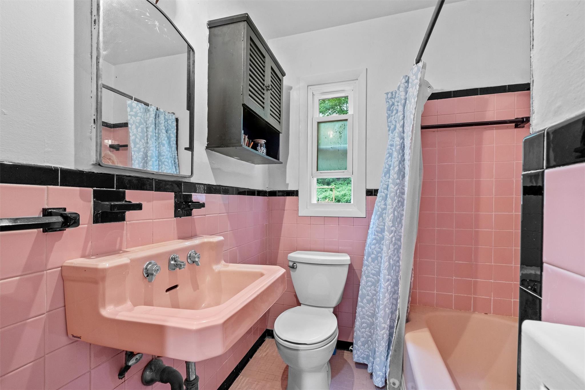 Single Family Allan  Westchester County, NY 10567, MLS-858629-15