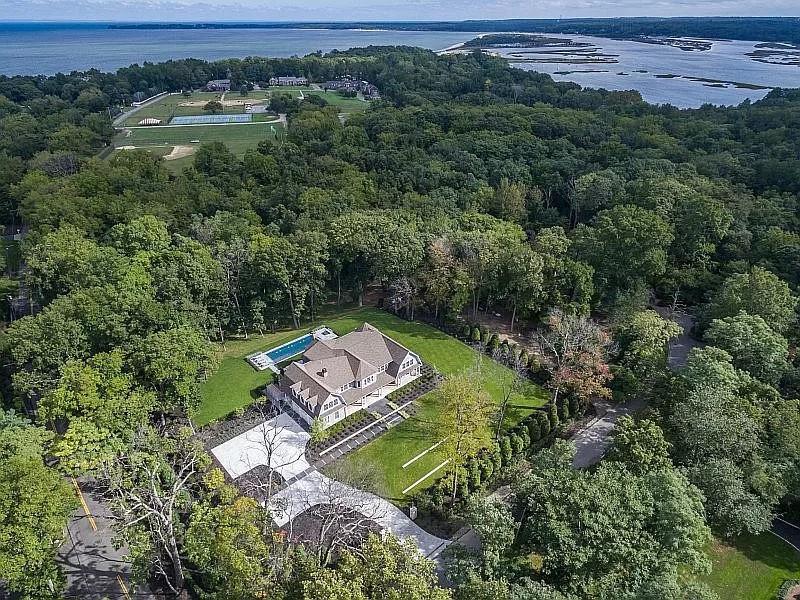 Single Family Short Path  Suffolk County, NY 11780, MLS-858630-36