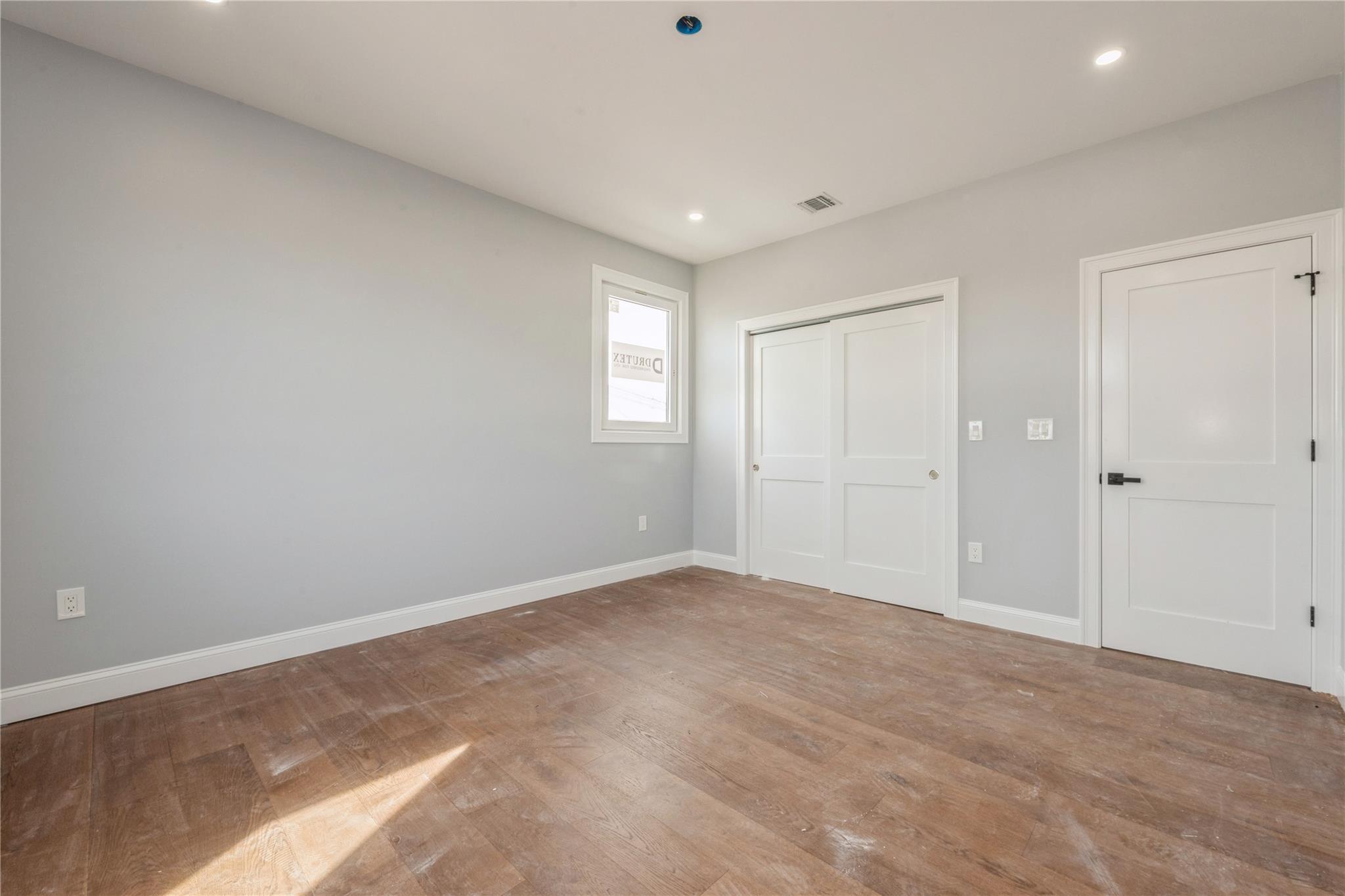 Single Family Bark  Nassau County, NY 11756, MLS-858636-13