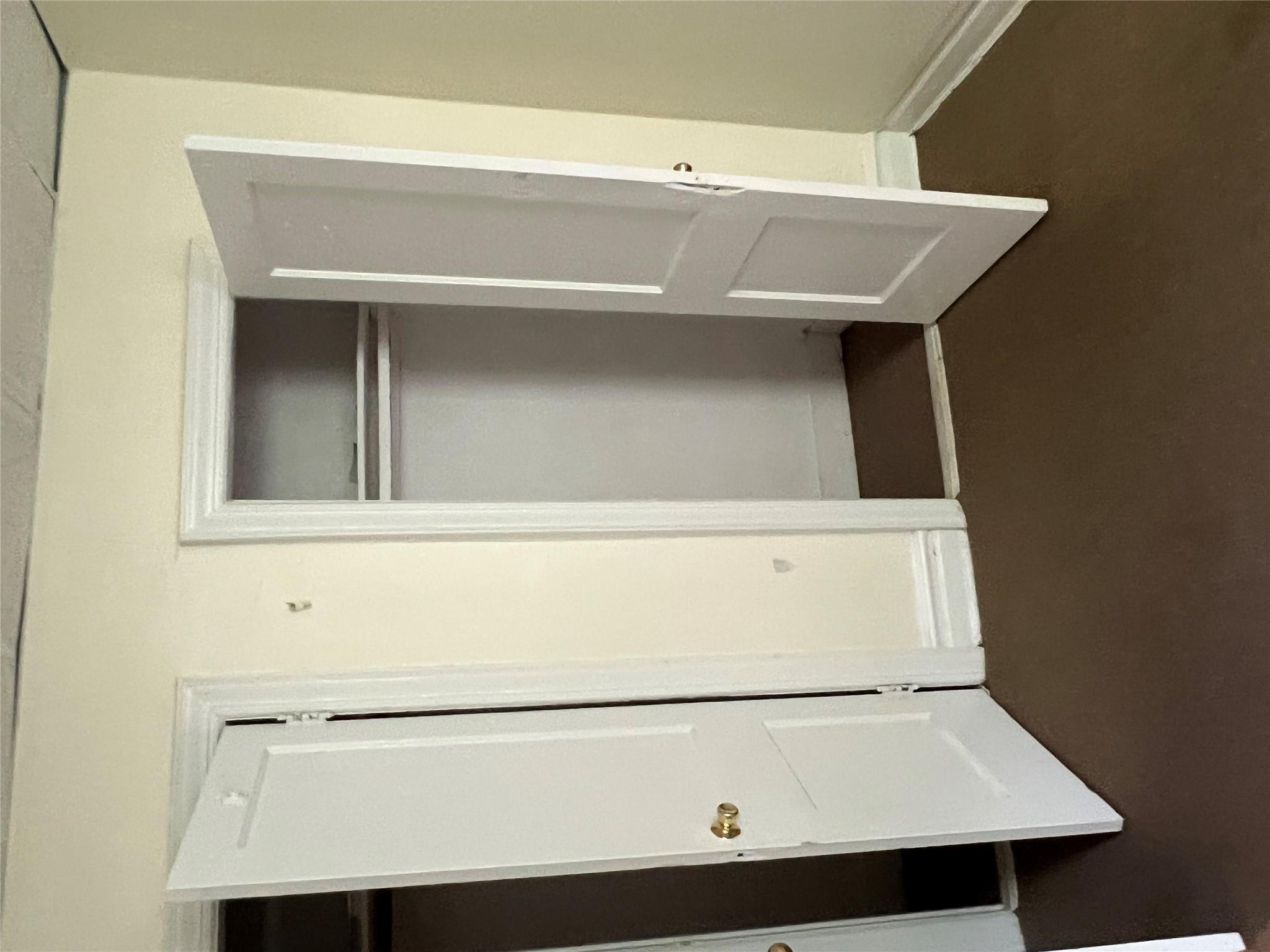 Apartment Grand Ave  Queens, NY 11378, MLS-858640-3