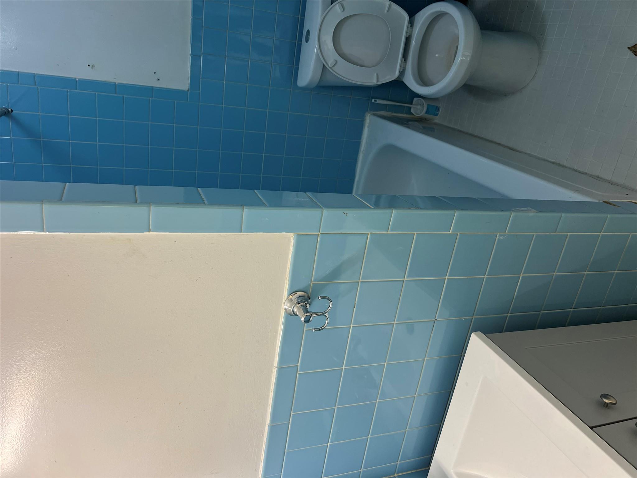 Apartment Grand Ave  Queens, NY 11378, MLS-858640-6