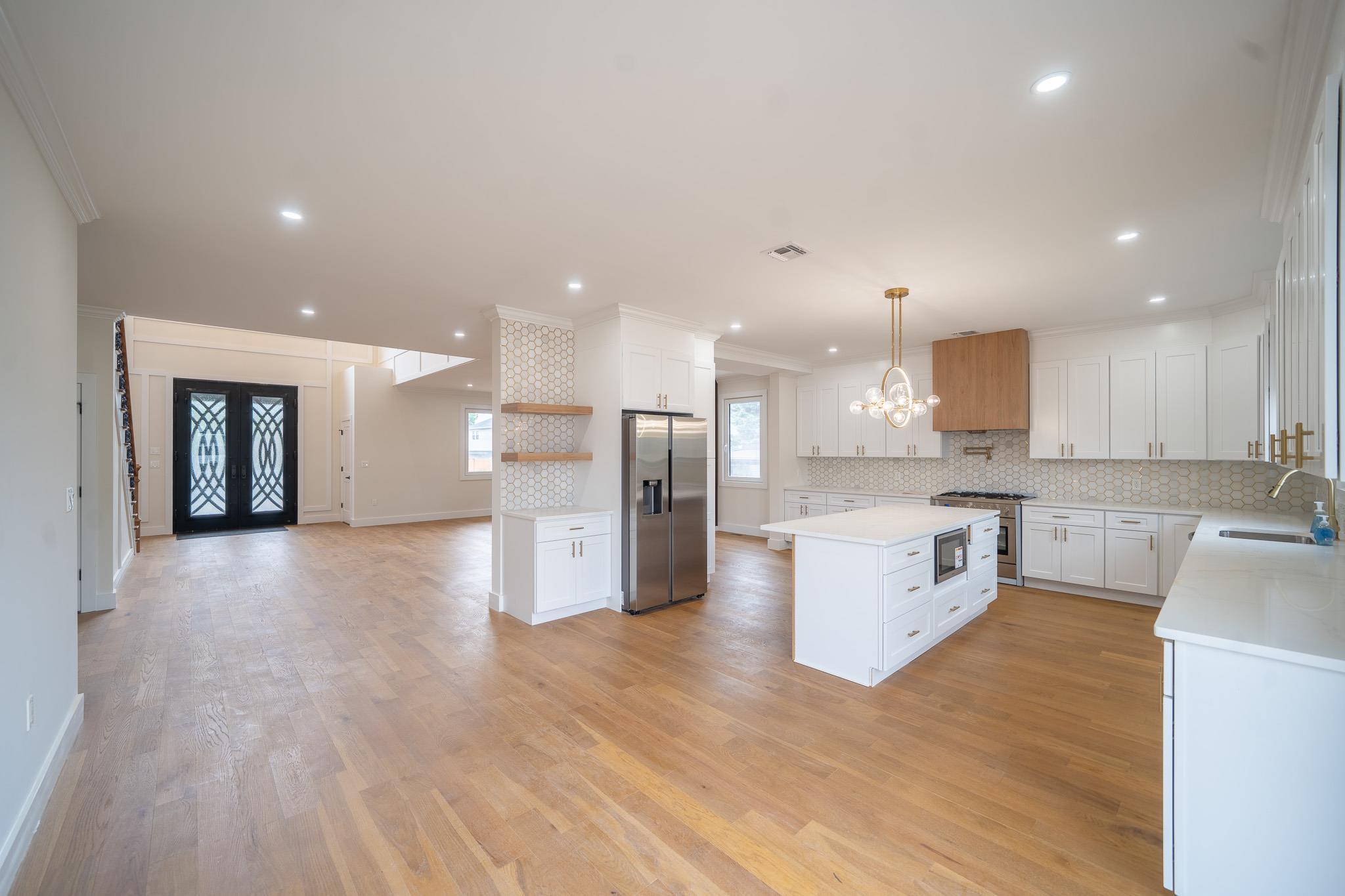 Single Family Argyle  Nassau County, NY 11554, MLS-858642-19