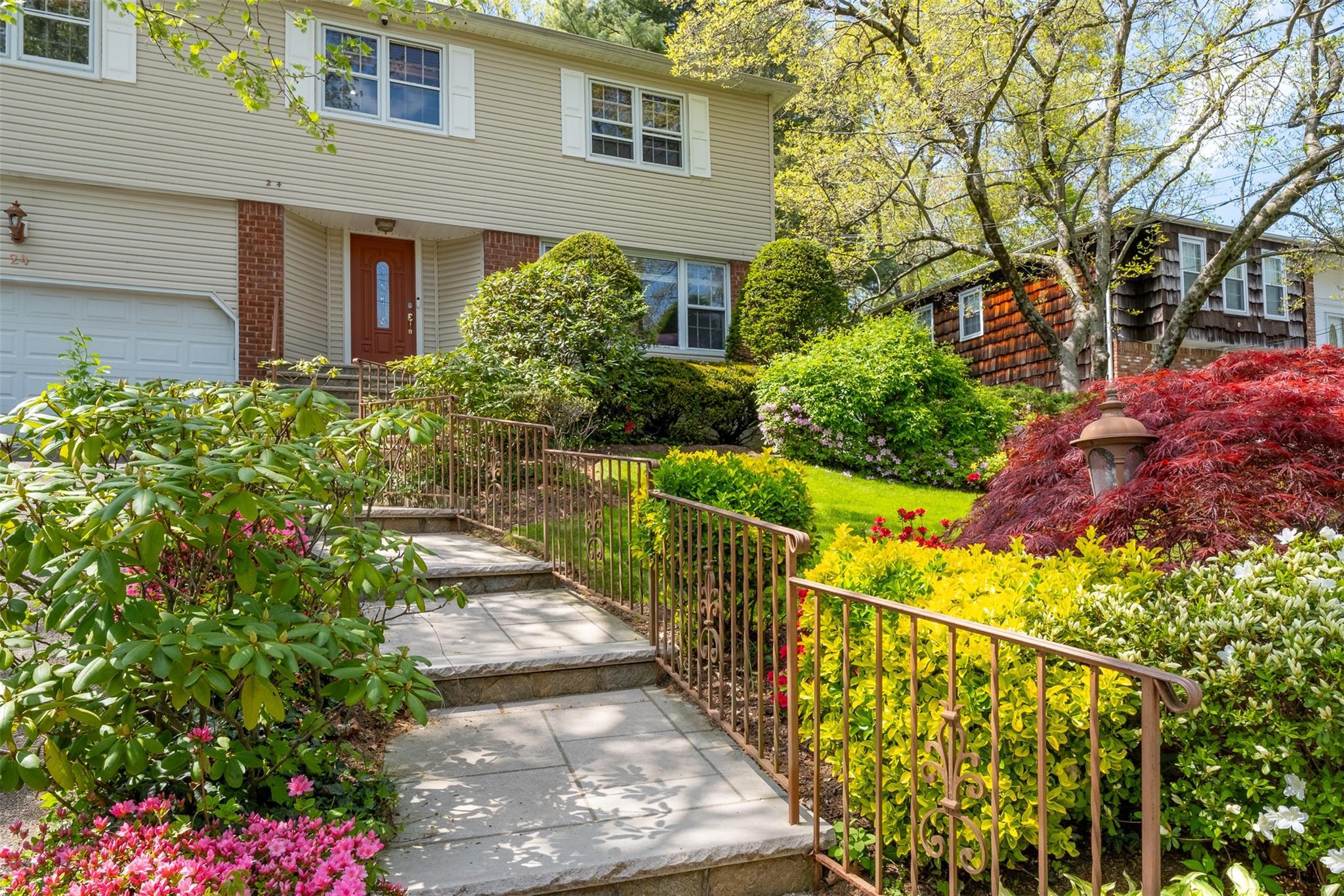 Single Family Sheldrake  Westchester County, NY 10804, MLS-858643-2