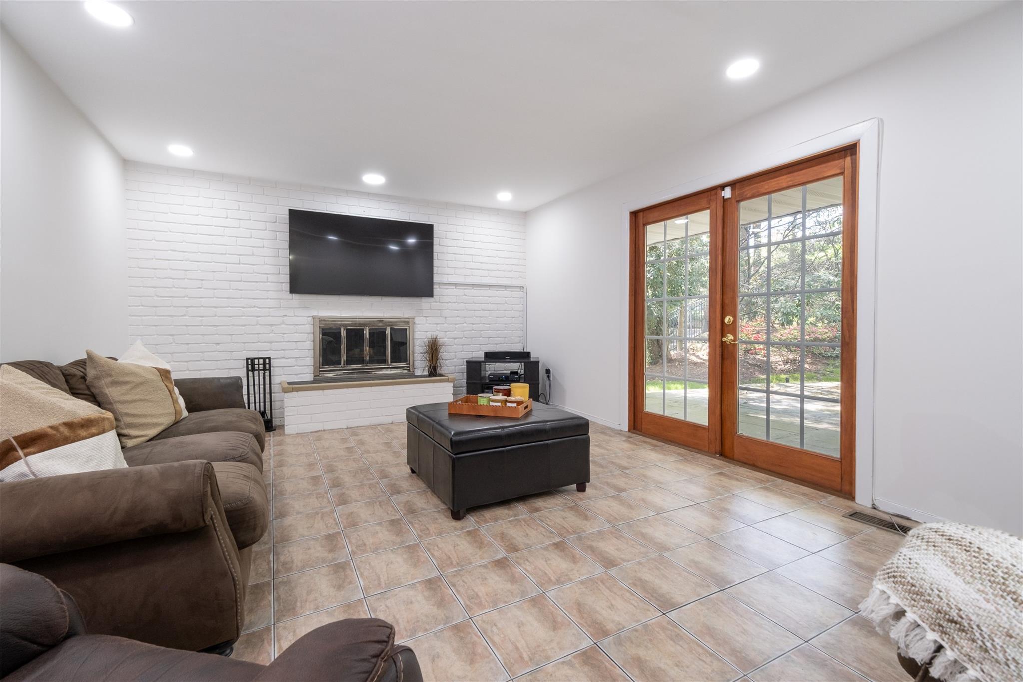 Single Family Sheldrake  Westchester County, NY 10804, MLS-858643-28