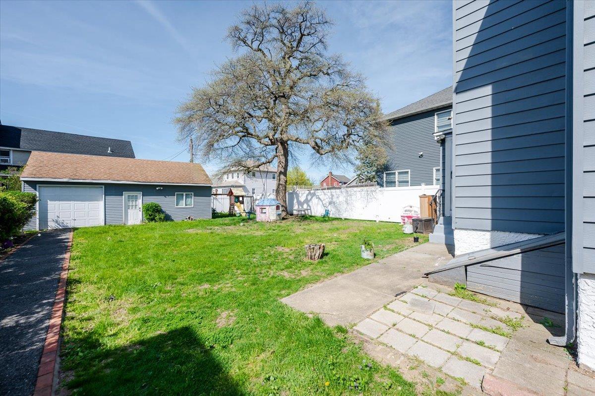 Single Family Jefferson  Nassau County, NY 11096, MLS-858648-20