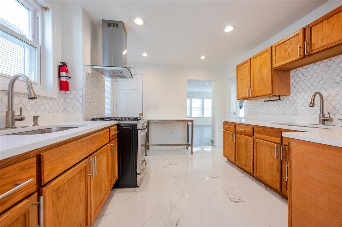 Single Family Jefferson  Nassau County, NY 11096, MLS-858648-9