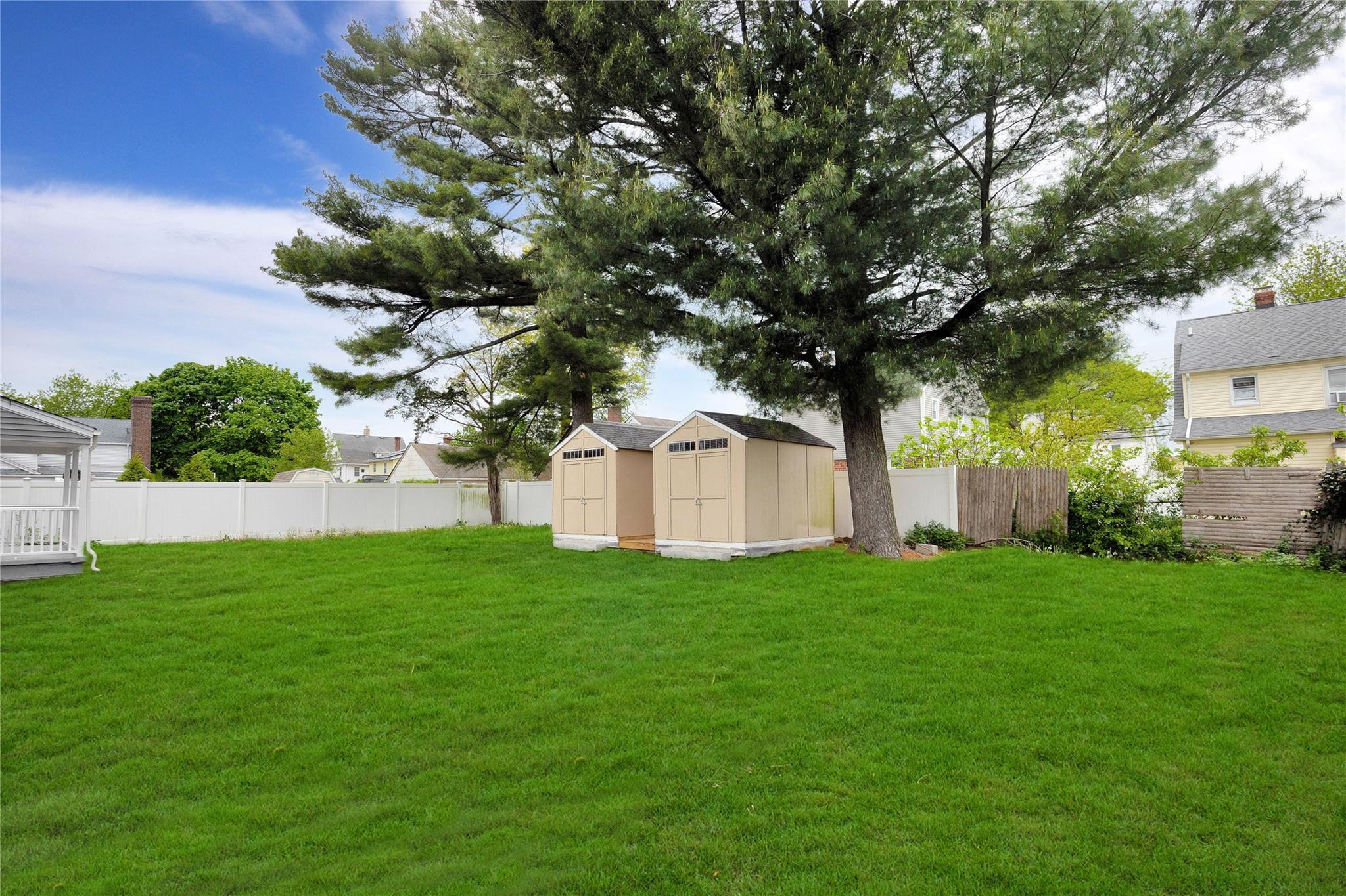 Single Family Marvin  Nassau County, NY 11550, MLS-858650-2
