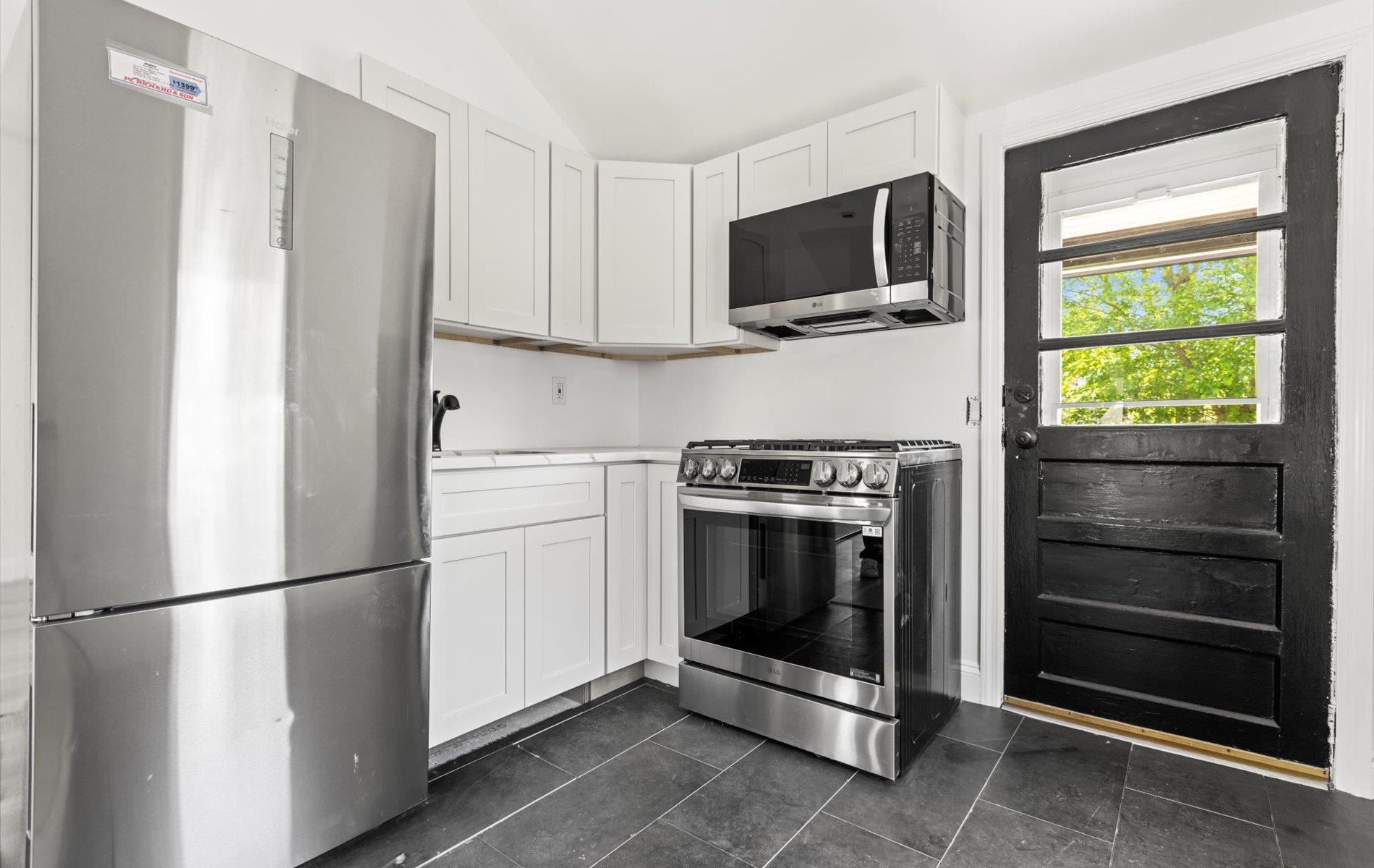 Single Family Lakewood  Suffolk County, NY 11772, MLS-858662-29