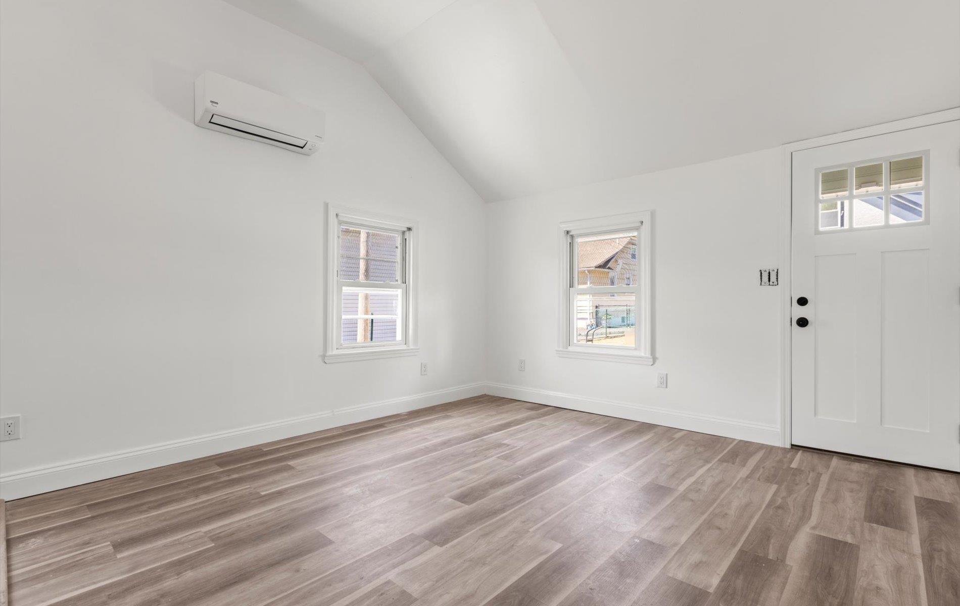 Single Family Lakewood  Suffolk County, NY 11772, MLS-858662-30