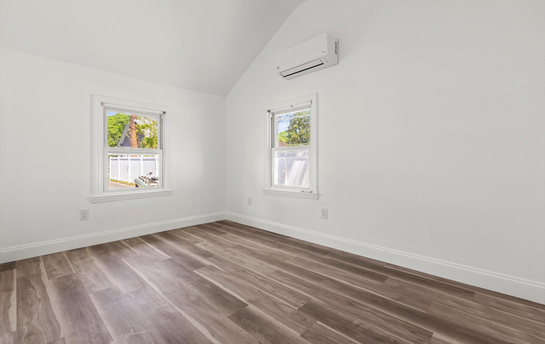 Single Family Lakewood  Suffolk County, NY 11772, MLS-858662-32