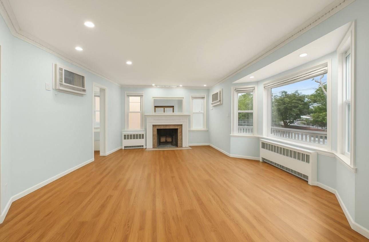 Single Family Beech  Nassau County, NY 11561, MLS-858669-3