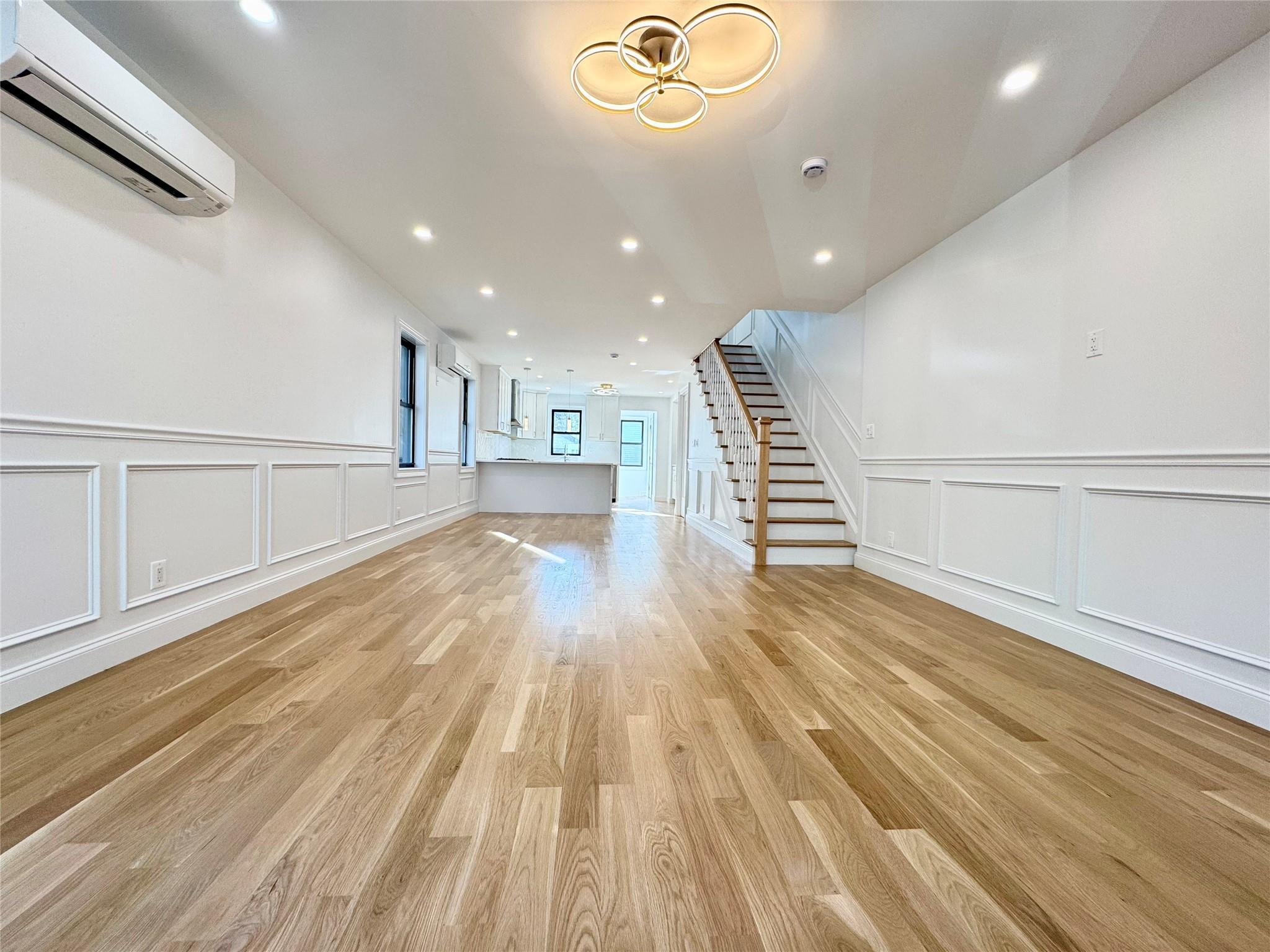 Single Family 69th  Queens, NY 11375, MLS-858671-3