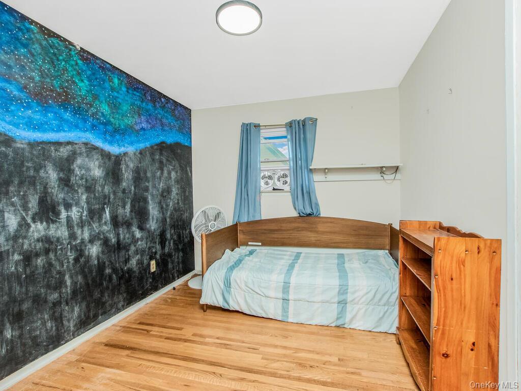 Single Family South  Westchester County, NY 10703, MLS-858683-11