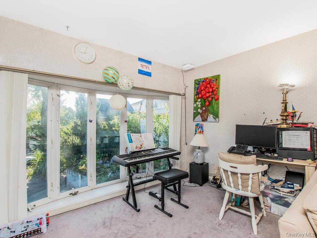 Single Family South  Westchester County, NY 10703, MLS-858683-3